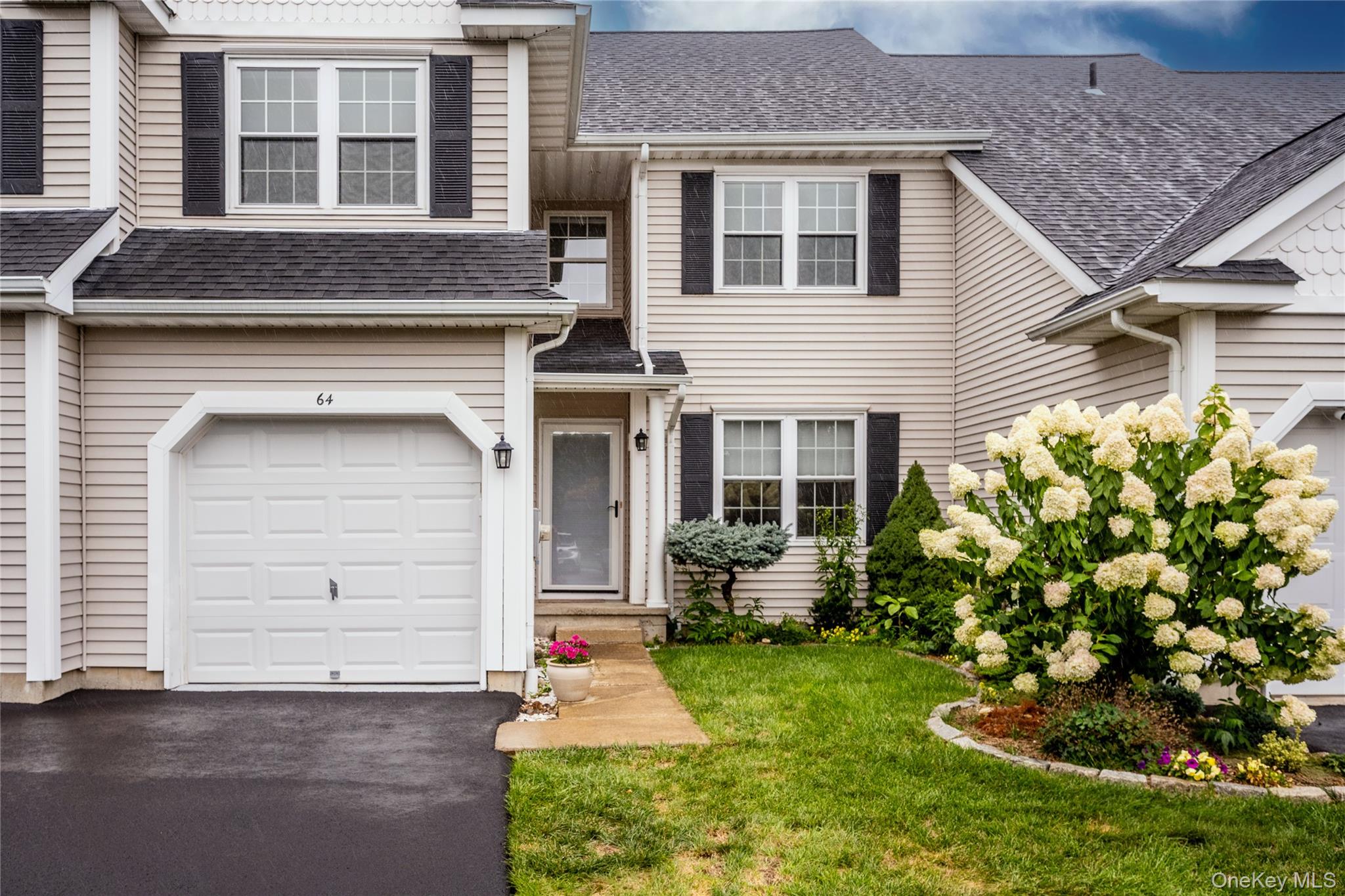 64 Tee Lane – For Rent photo 2