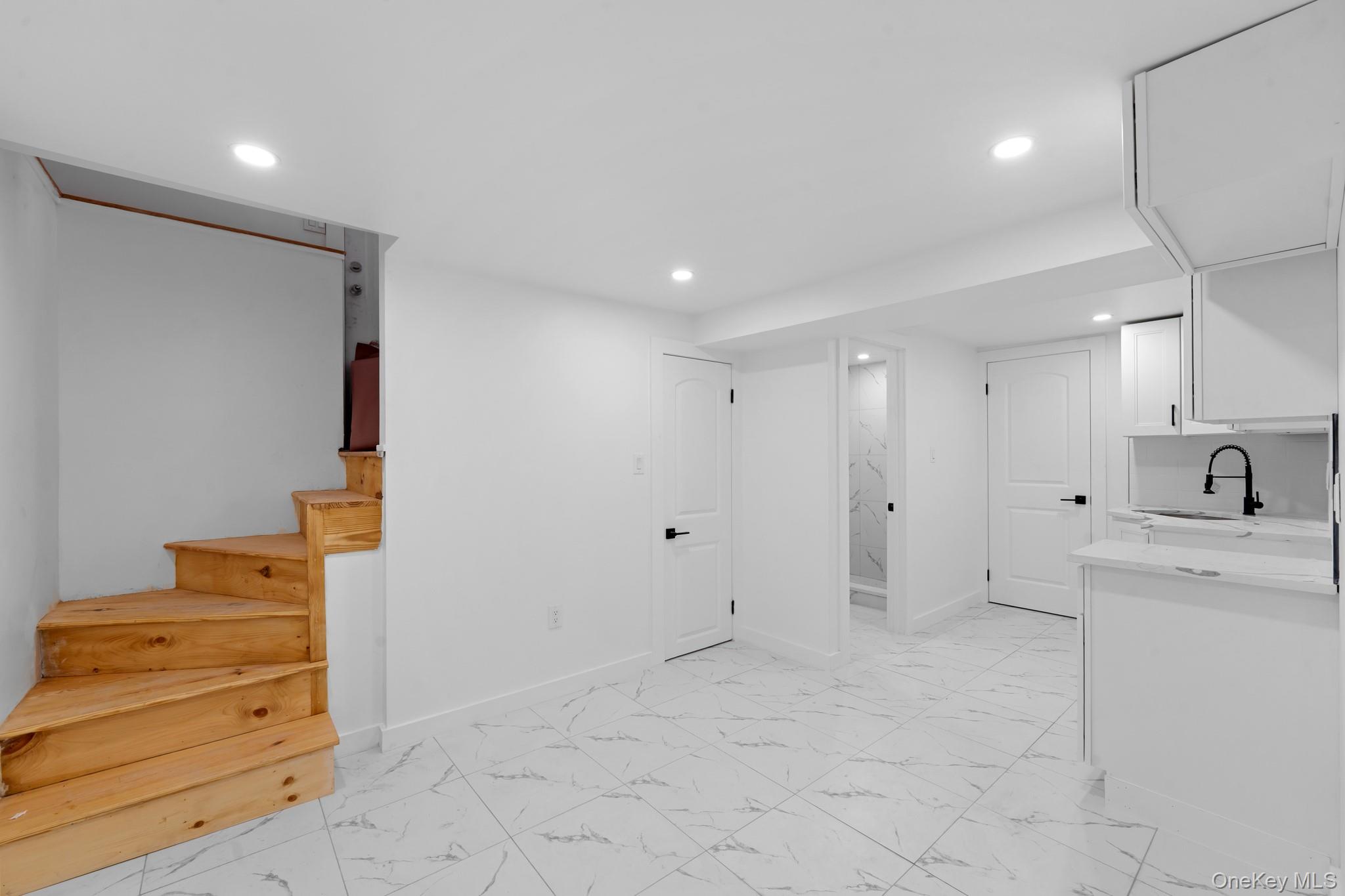 18704 Williamson Avenue – For Sale photo 11