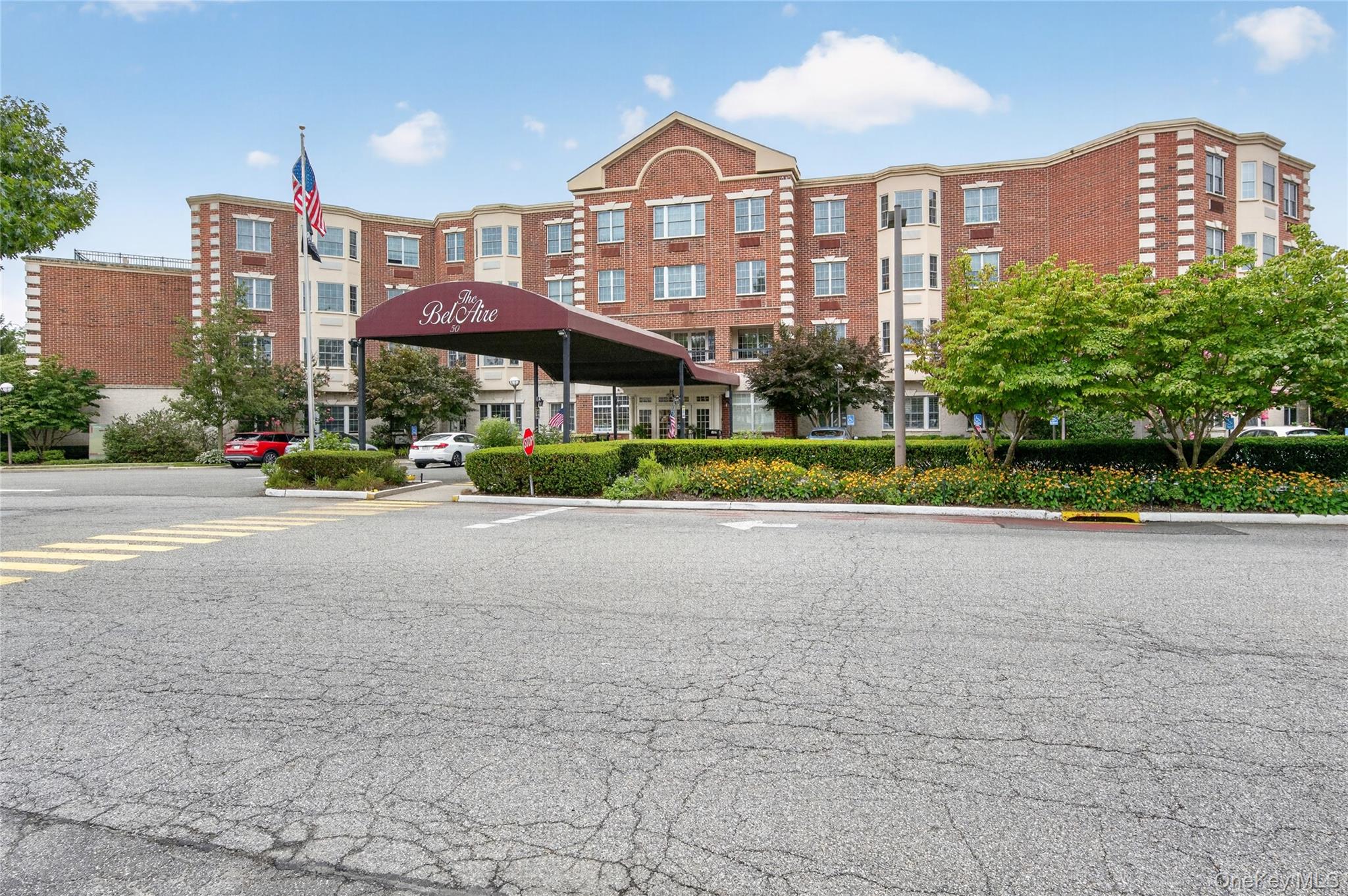 50 Merrick Avenue, Unit 423