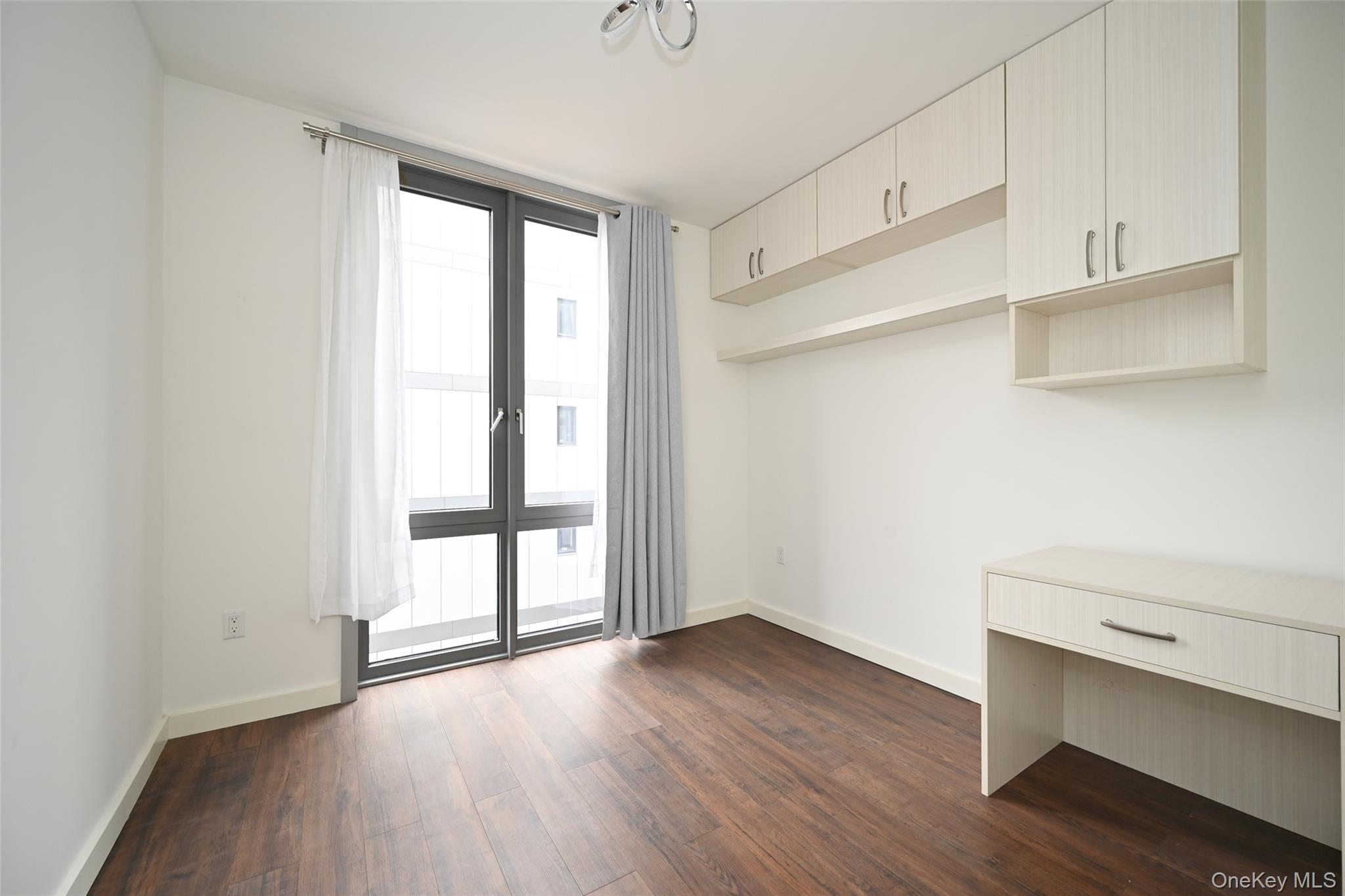 144-27 Sanford Avenue, Unit 5K photo 12