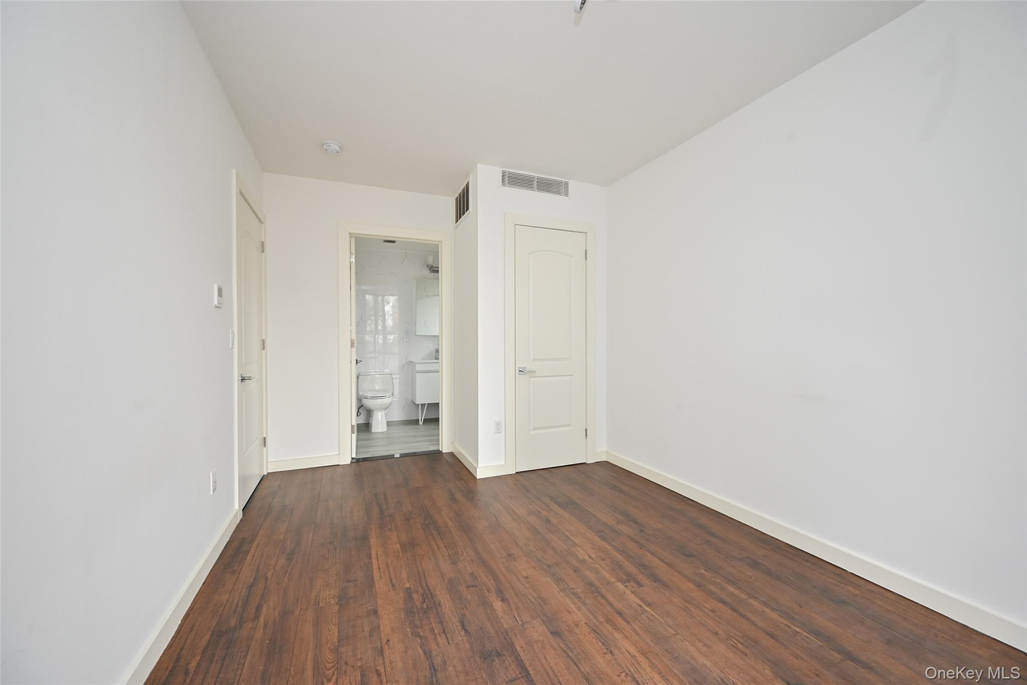 144-27 Sanford Avenue, Unit 5K photo 10