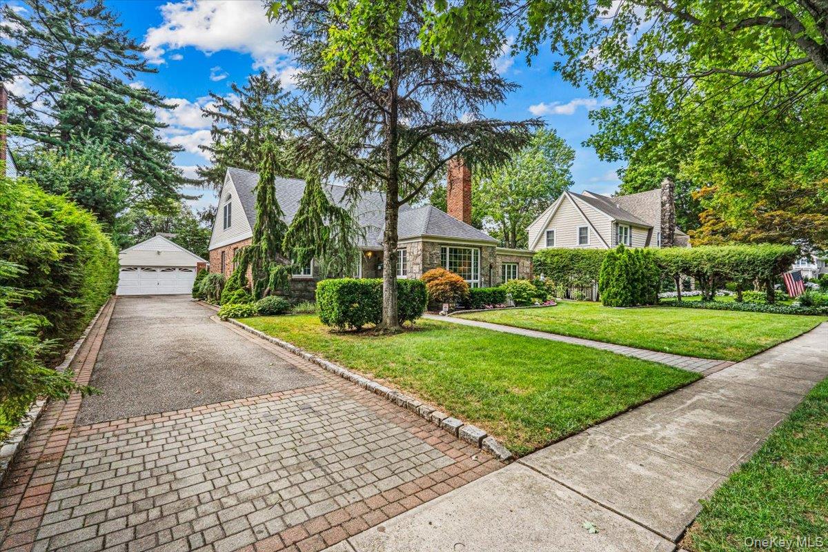 138 Locust Street – For Sale photo 2