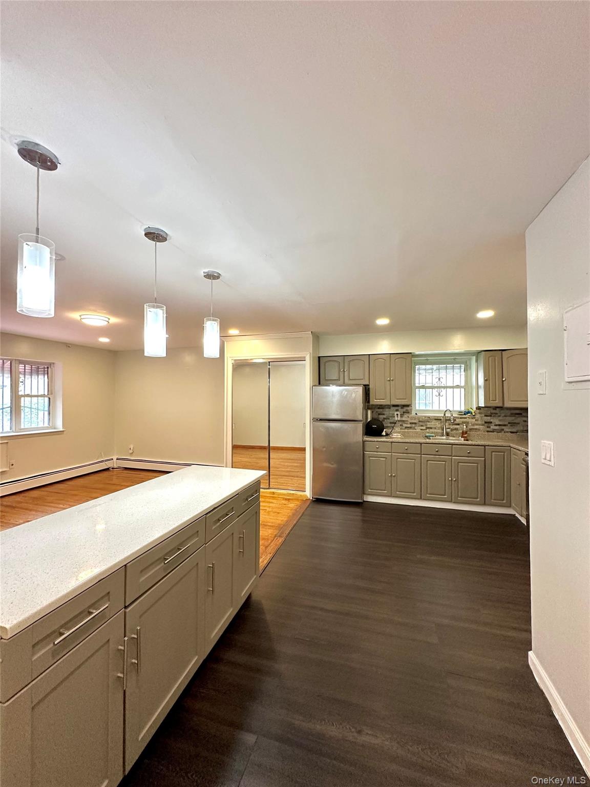 2190 De Reimer Avenue, Unit 1