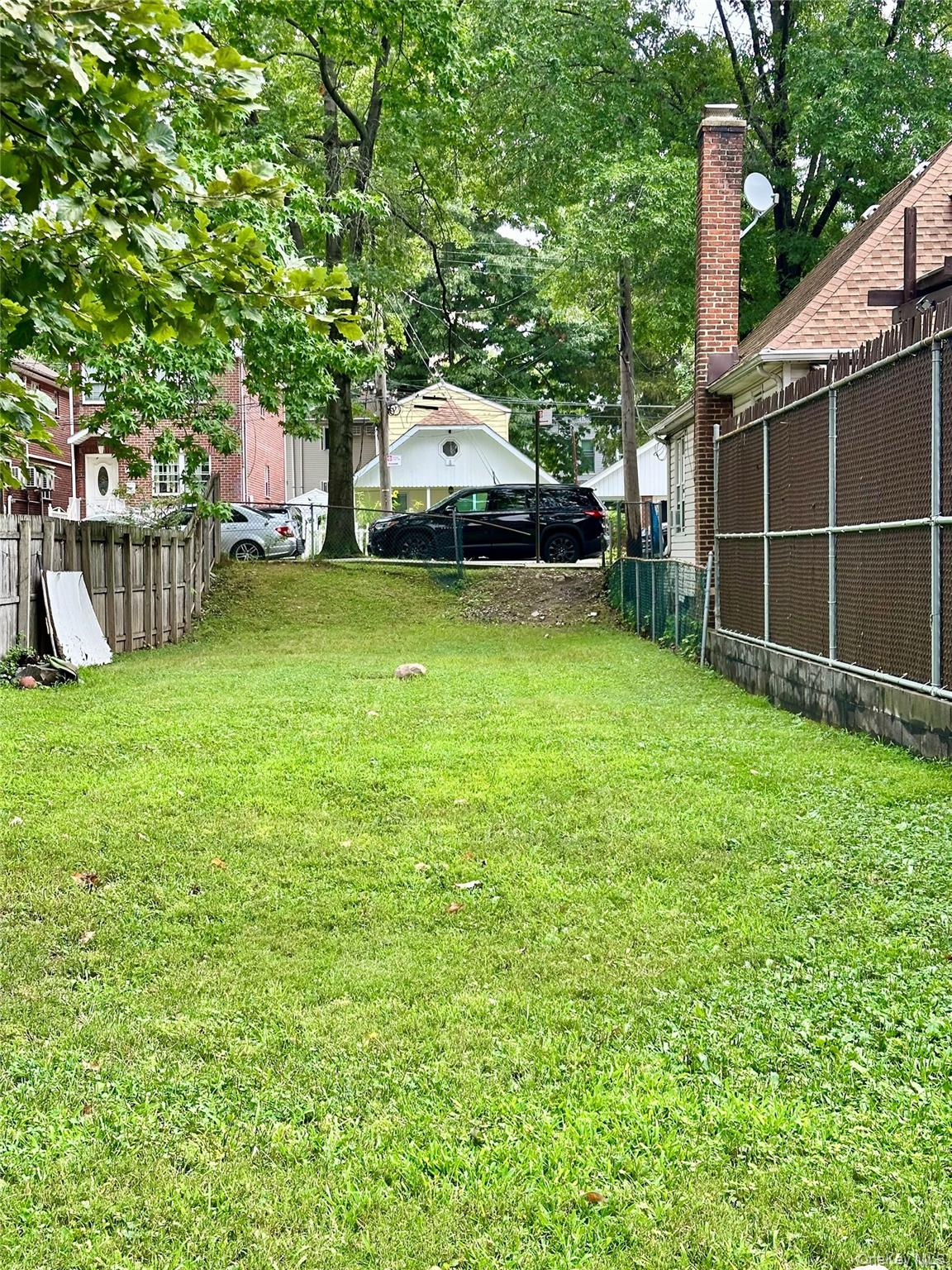2190 De Reimer Avenue, Unit 1 photo 15