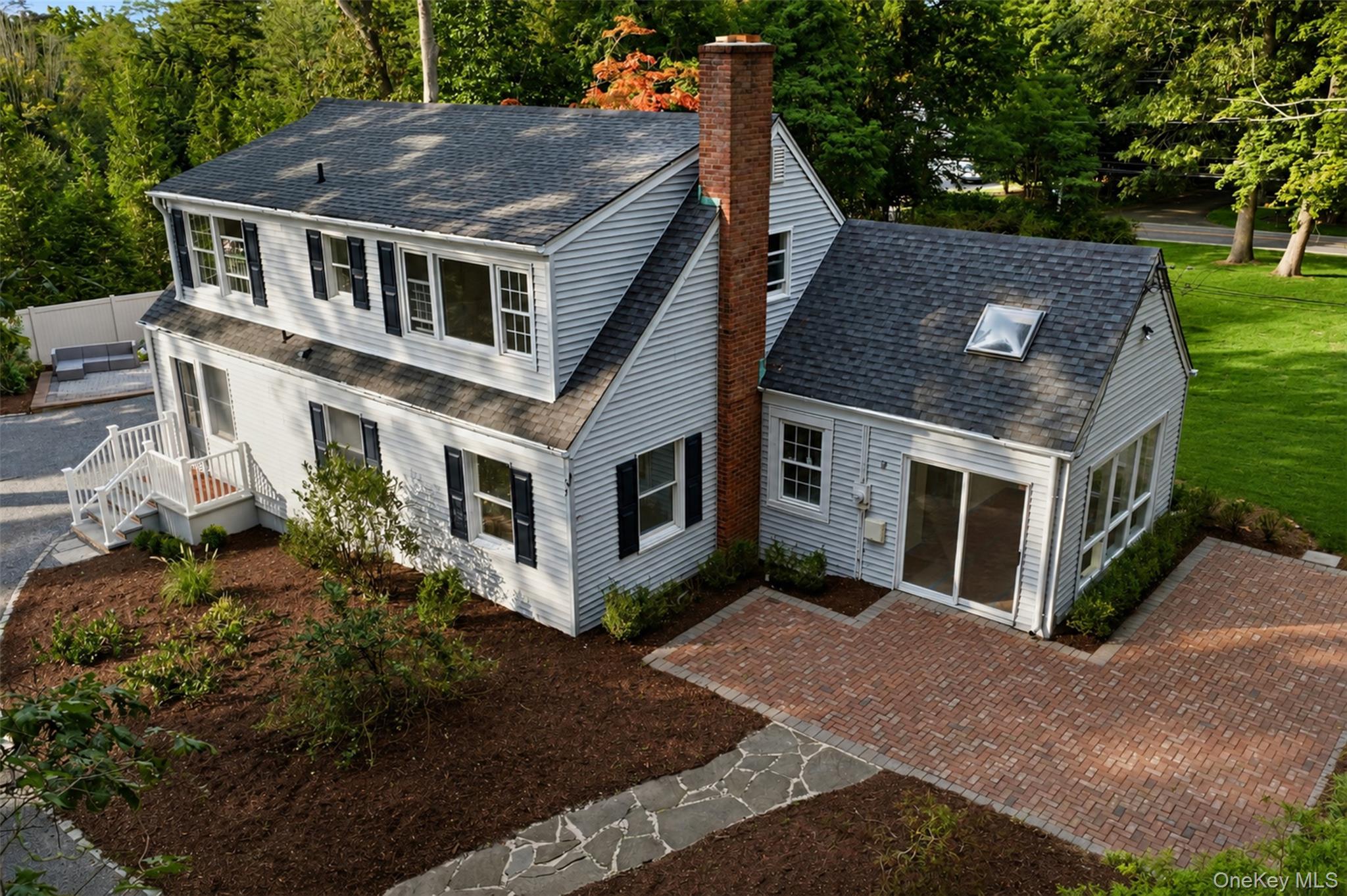 34 Old Field Road – For Sale photo 4