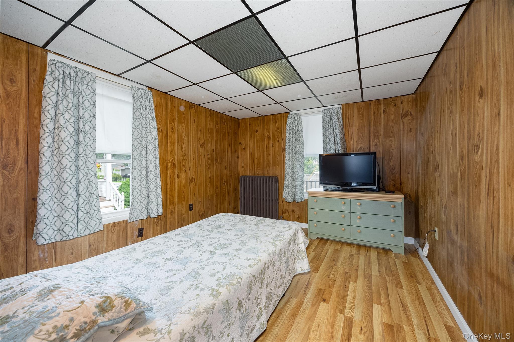42 Oak Street – For Sale photo 12