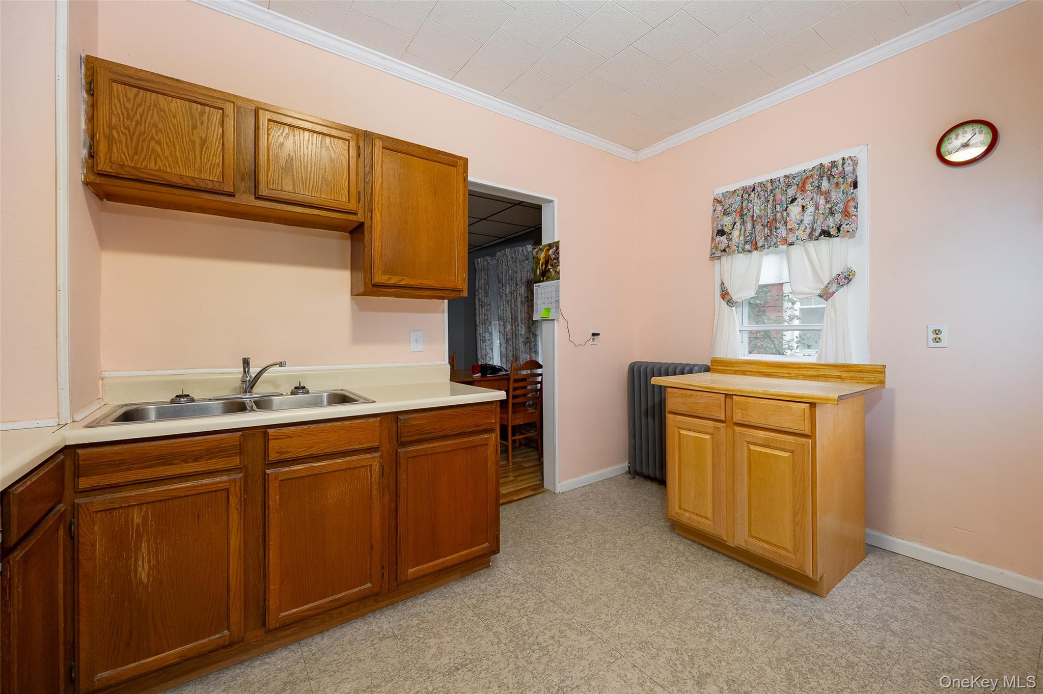 42 Oak Street – For Sale photo 10
