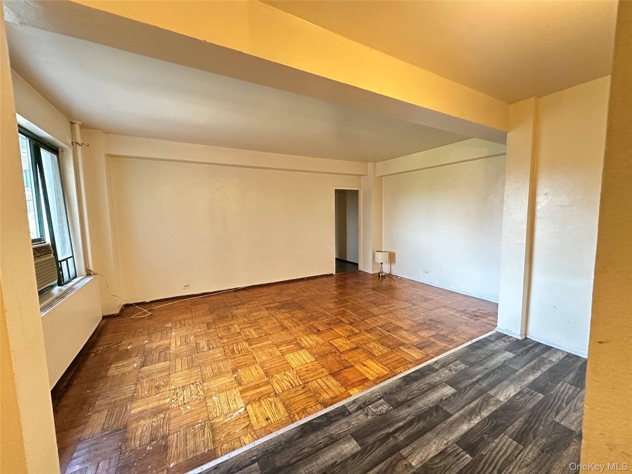 1579 Metropolitan Avenue, Unit 6H photo 2