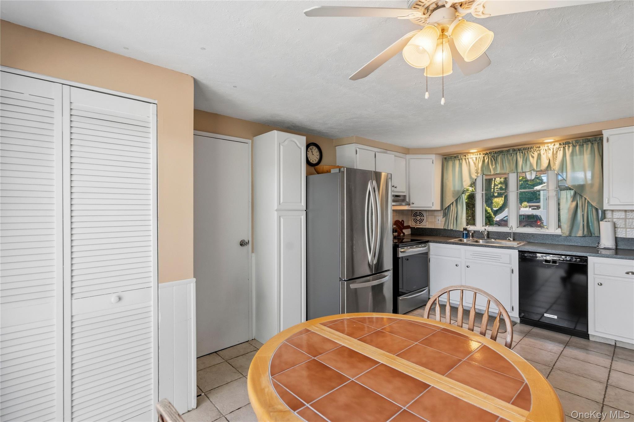 120 Budenos Drive – For Sale photo 14