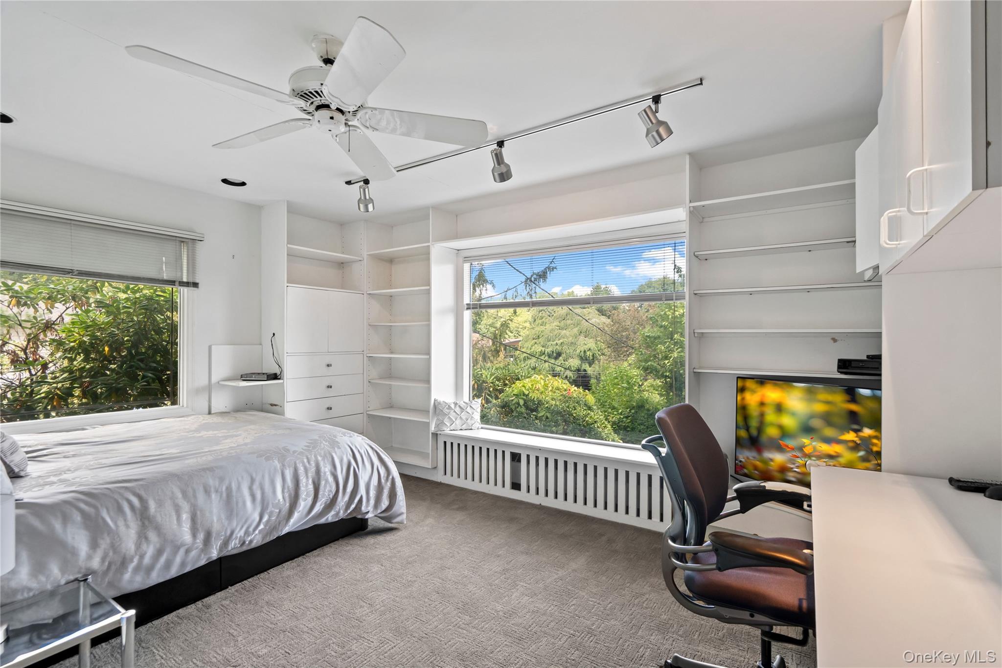 18 Lake Road – For Sale photo 27