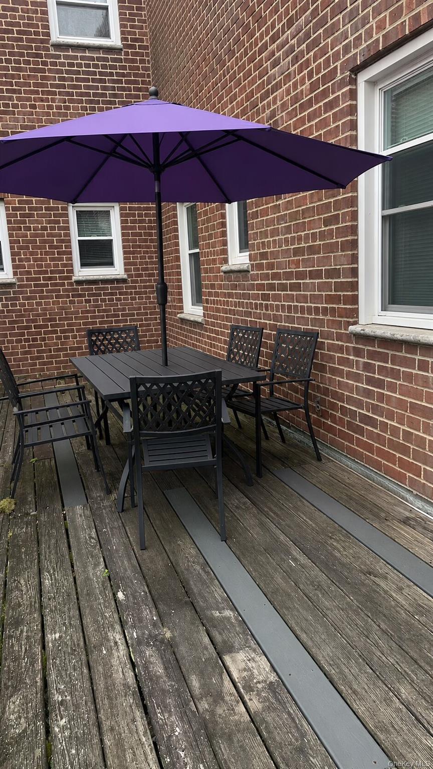 271 Cedarhurst Avenue, Unit E1 photo 5