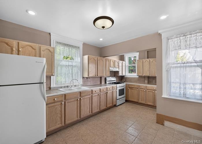 1125 Victory Boulevard – For Sale photo 7