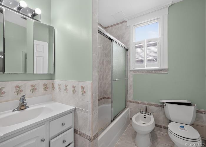 1125 Victory Boulevard – For Sale photo 20