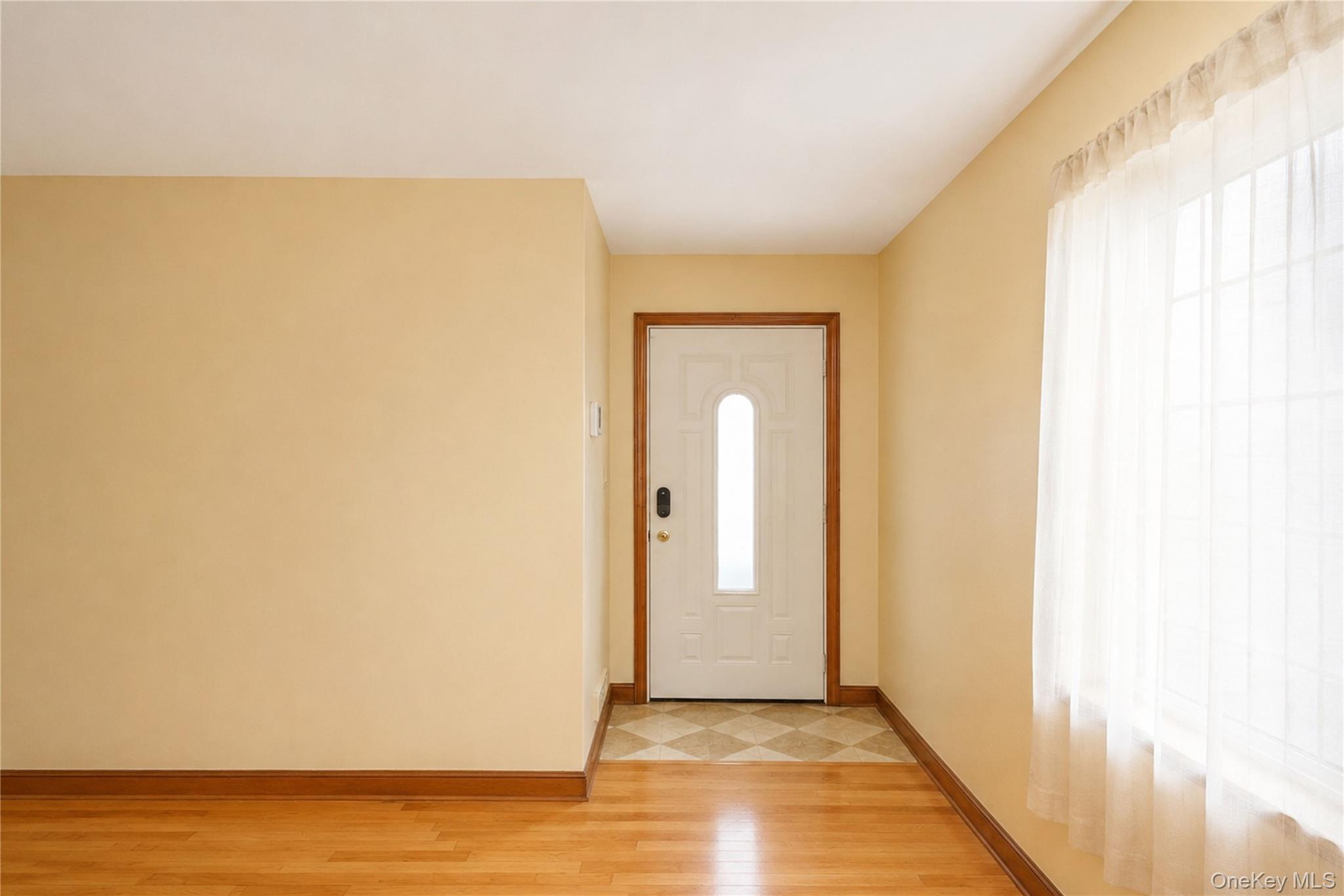 3895 Amboy Road – For Sale photo 5
