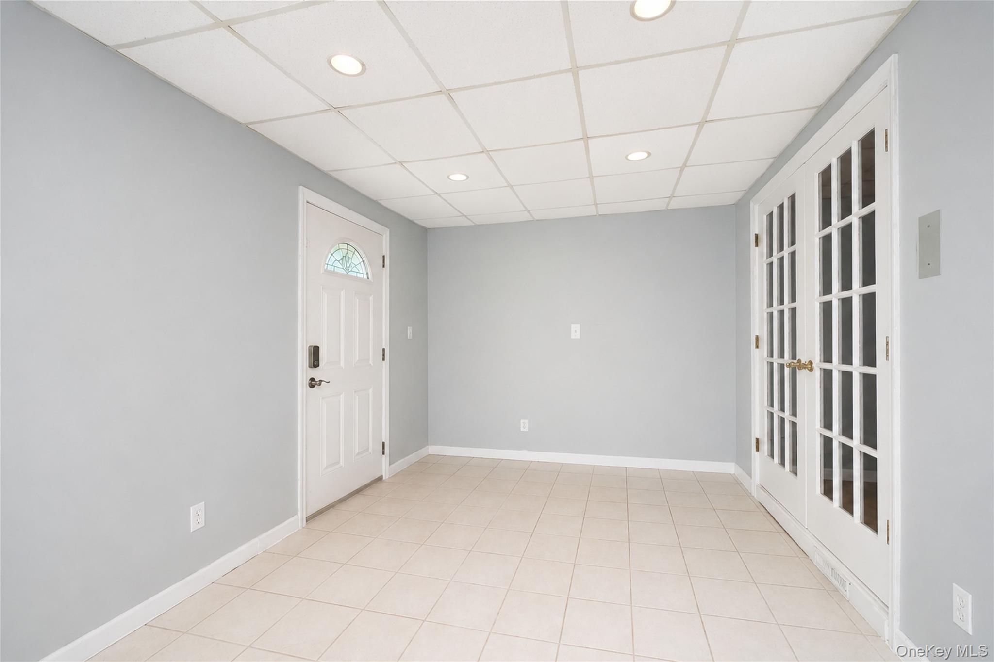 3895 Amboy Road – For Sale photo 12
