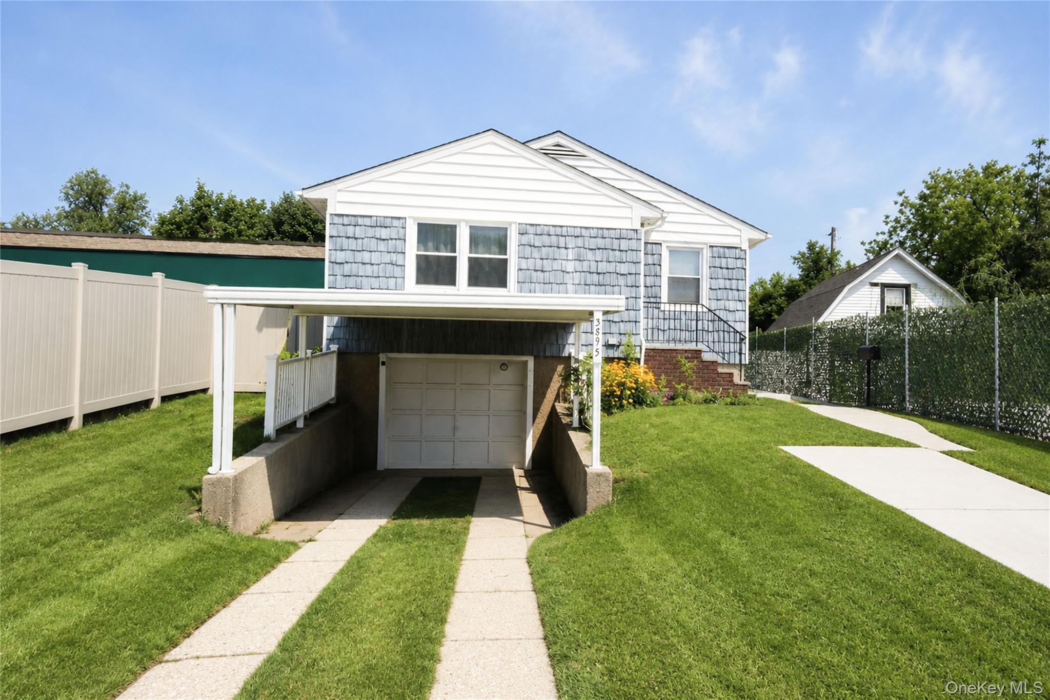 3895 Amboy Road – For Sale