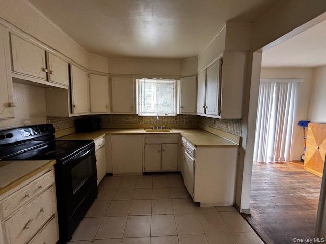 305 10th Avenue – For Sale photo 4