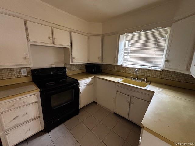 305 10th Avenue – For Sale photo 3