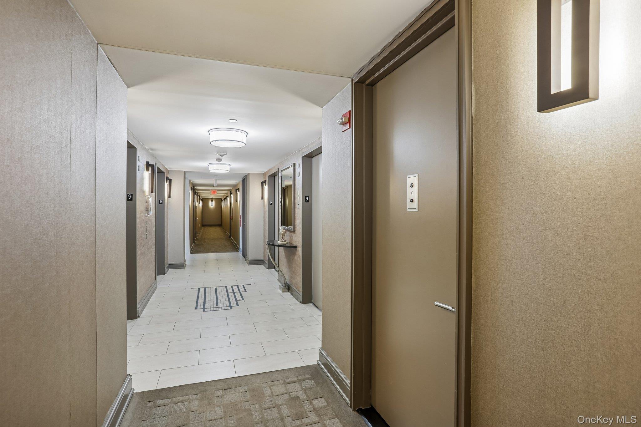 10 City Place, Unit 9C photo 5