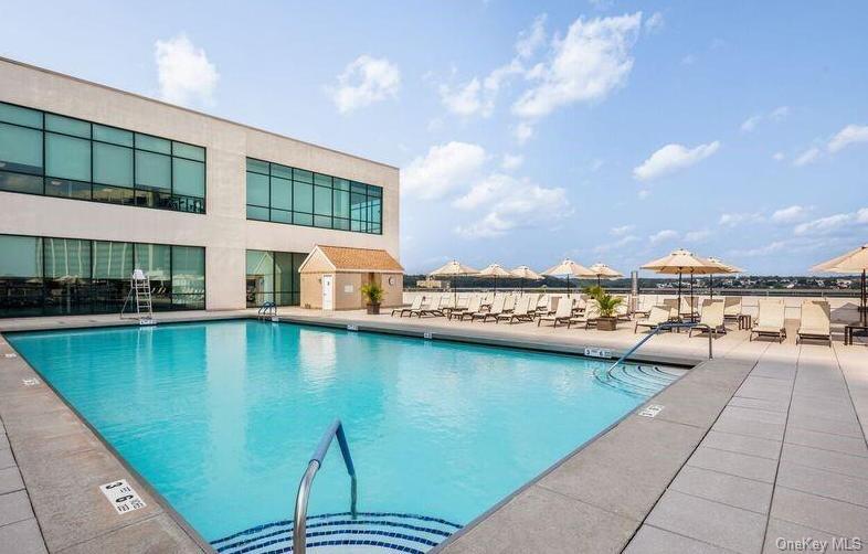 10 City Place, Unit 9C photo 36