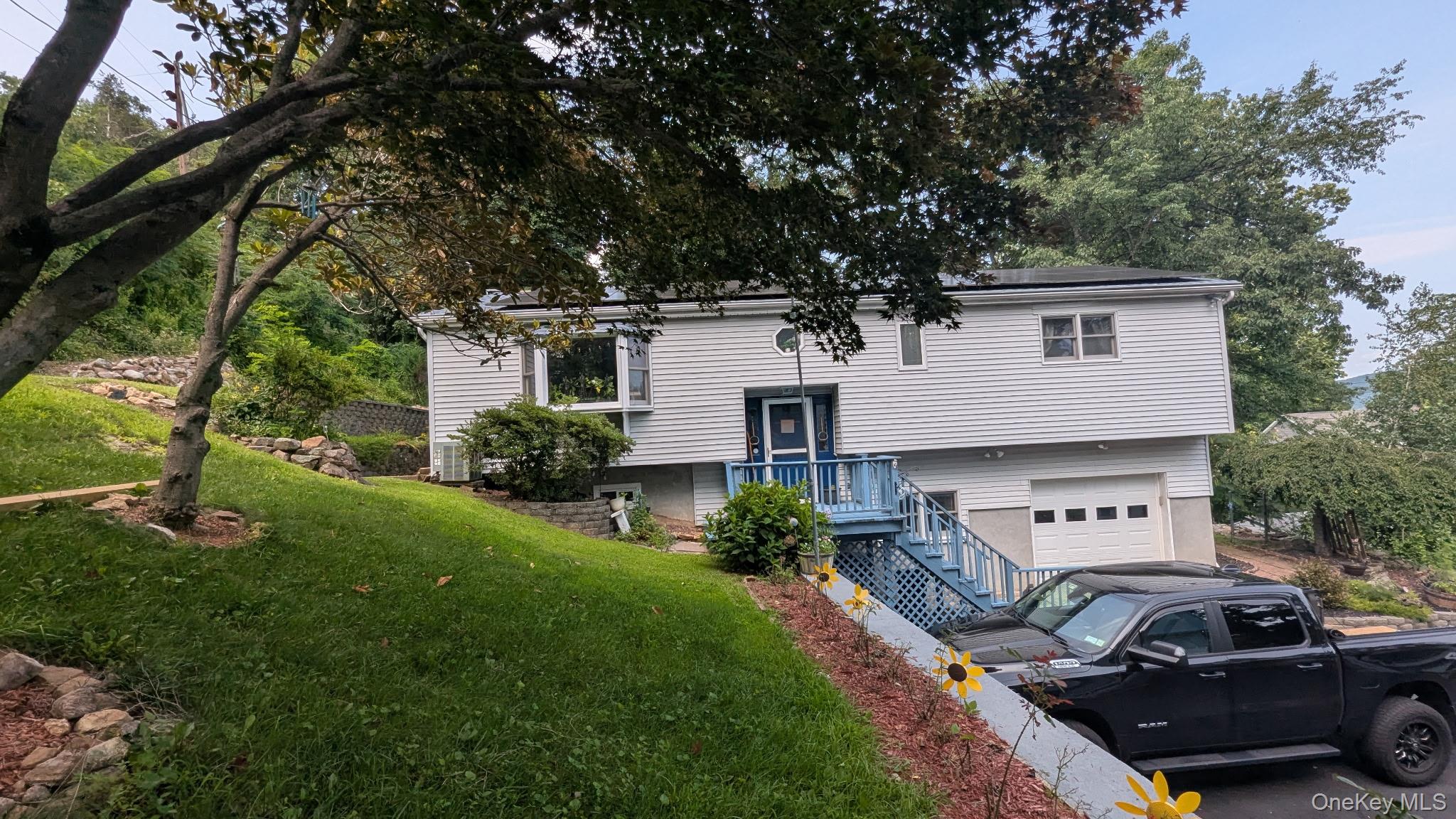 21 Kleitz Avenue – For Sale photo 2