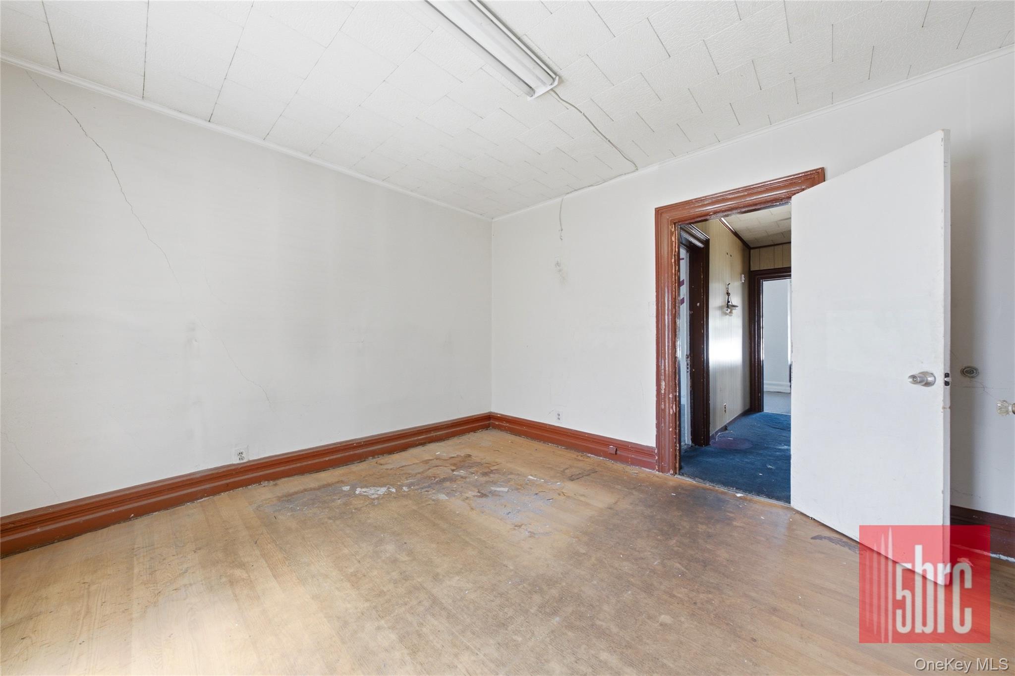 1201 37th Street – For Sale photo 13