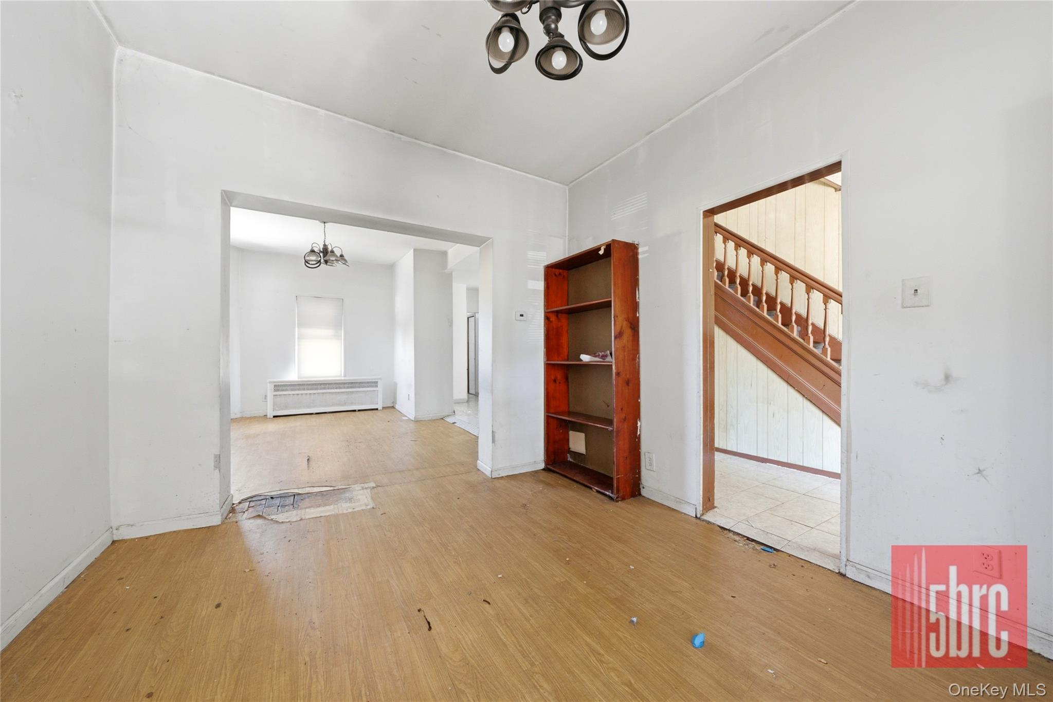 1201 37th Street – For Sale photo 4