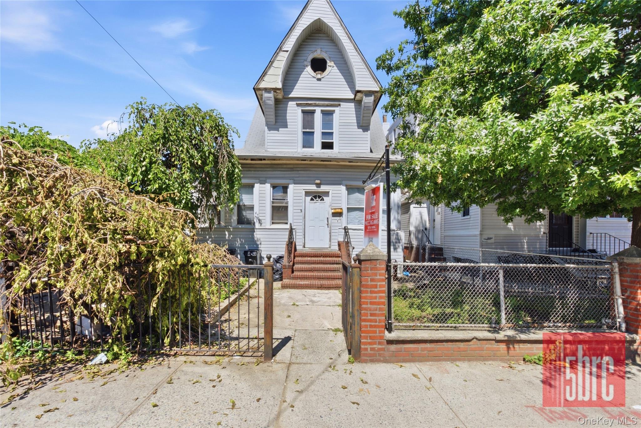 1201 37th Street – For Sale
