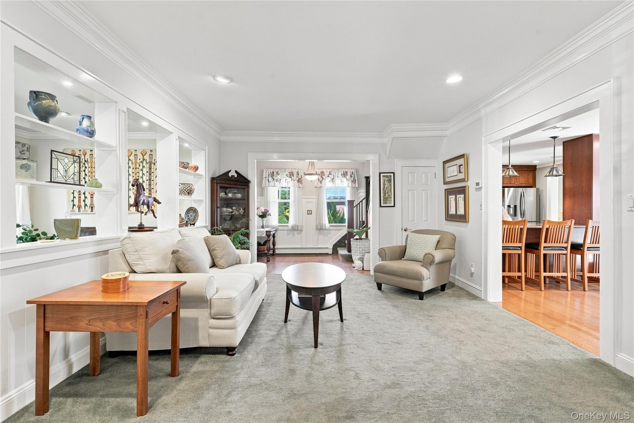 556 N Windsor Avenue – For Sale photo 10