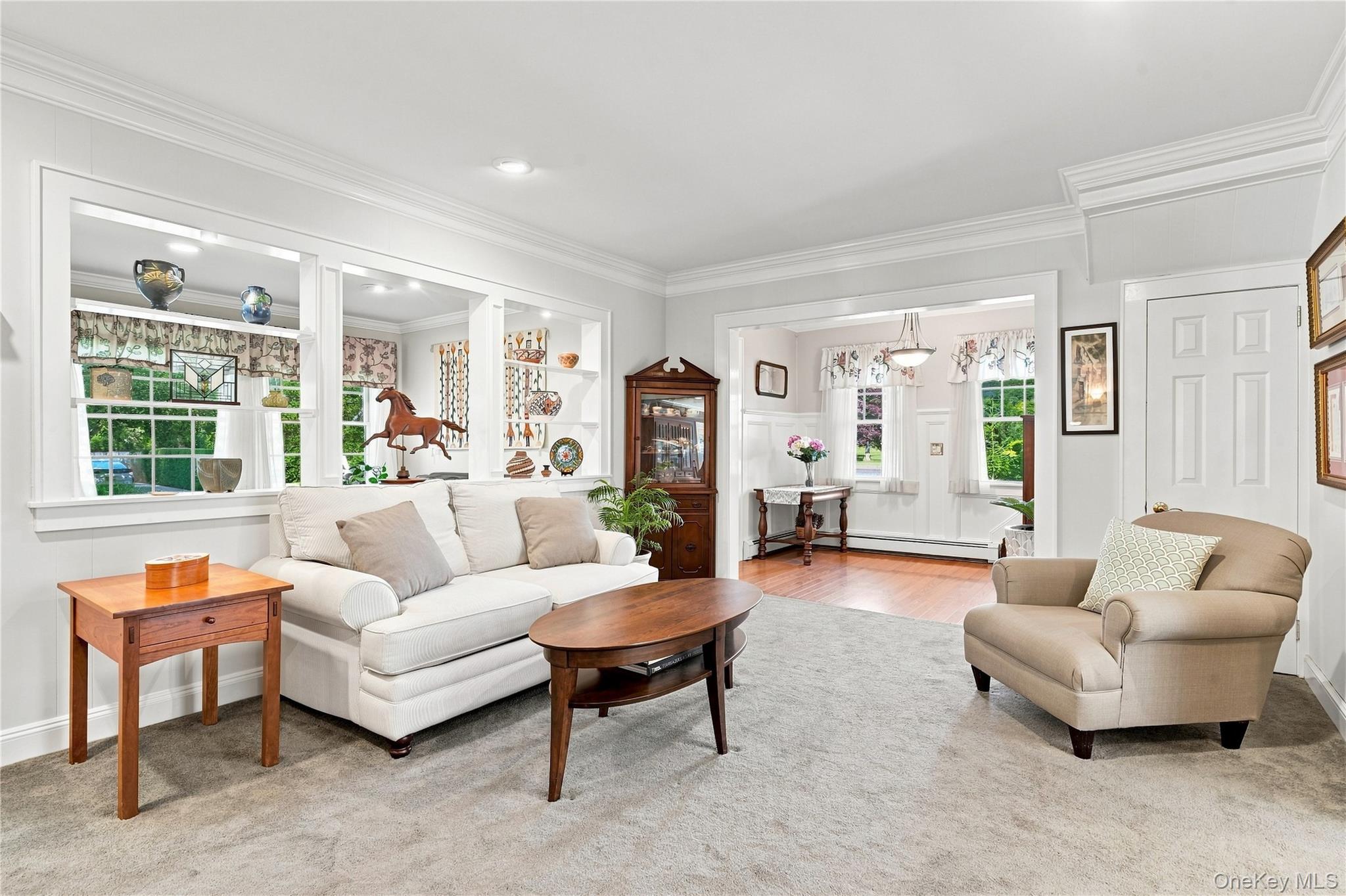 556 N Windsor Avenue – For Sale photo 11