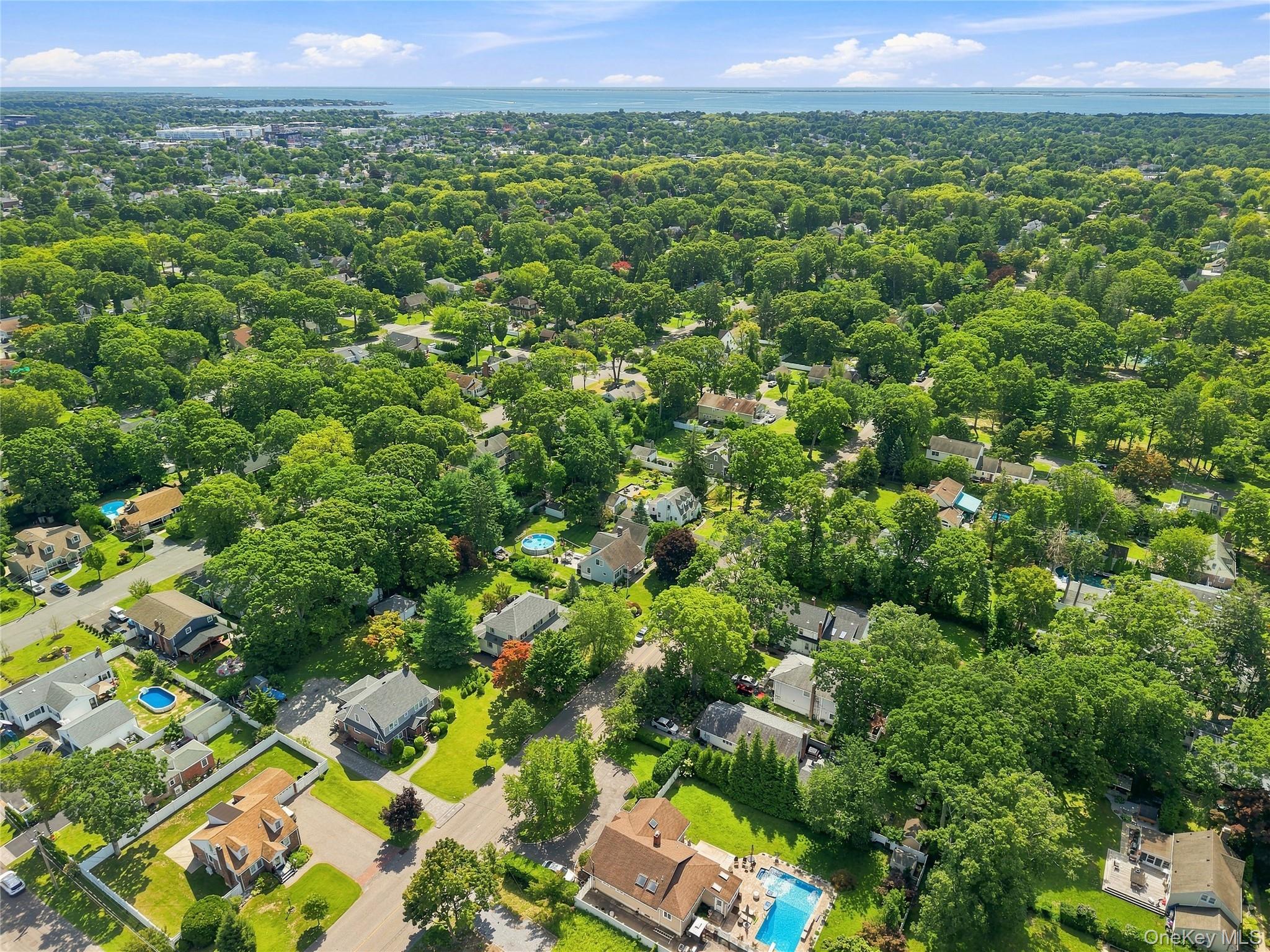 556 N Windsor Avenue – For Sale photo 49