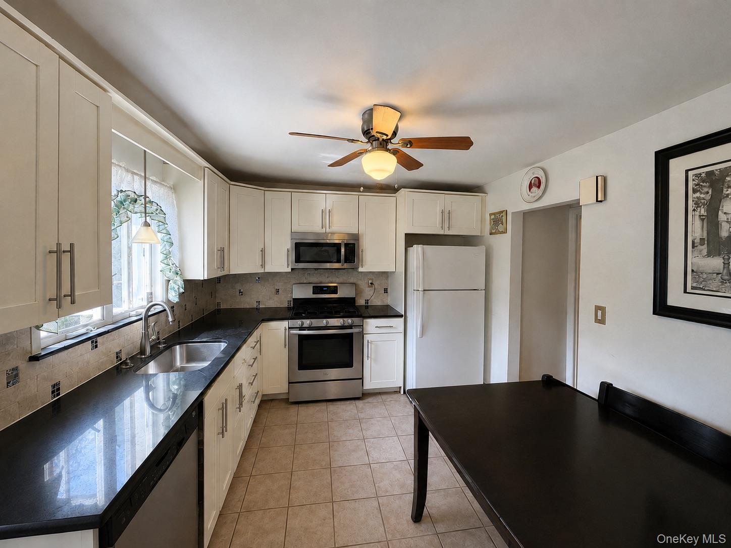286 Eastchester Road – For Sale photo 2