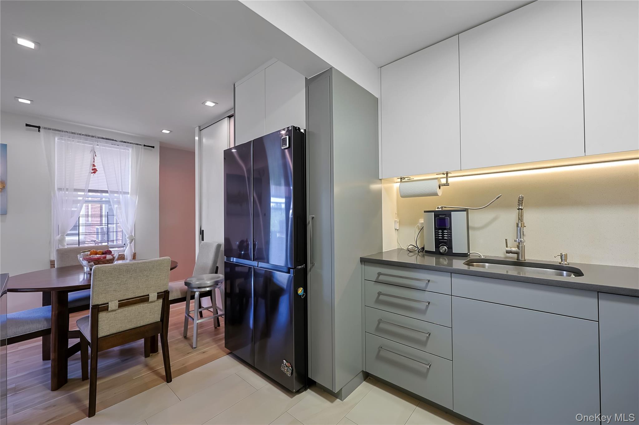 13604 Cherry Avenue, Unit 4E photo 8