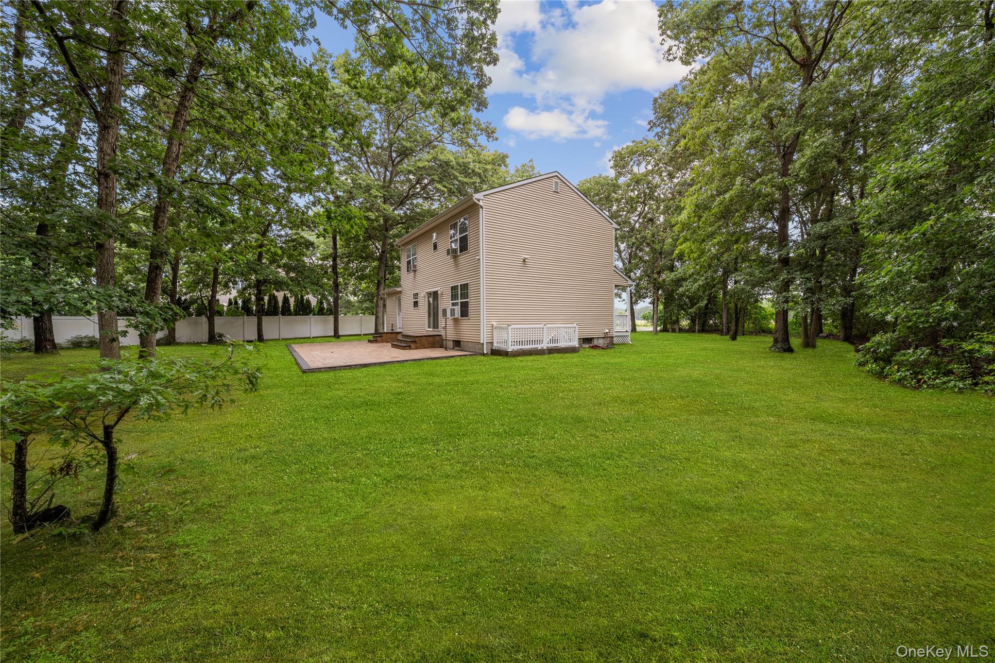 144 Dawn Drive – For Sale photo 2
