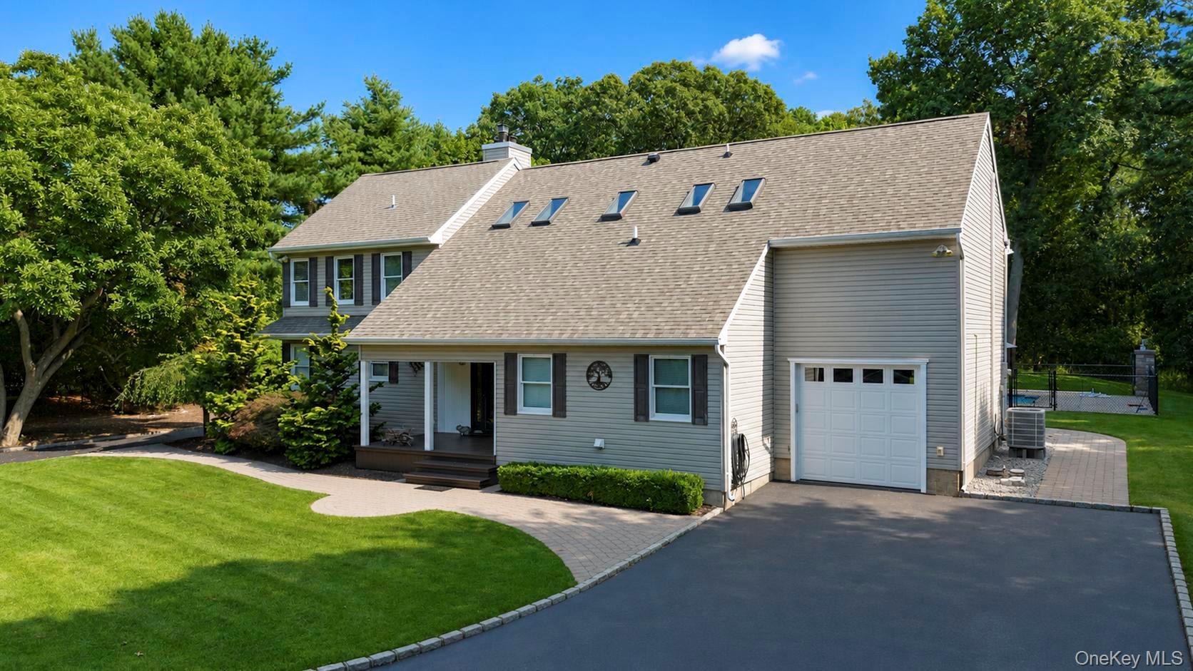 98 Echo Avenue – For Sale photo 3