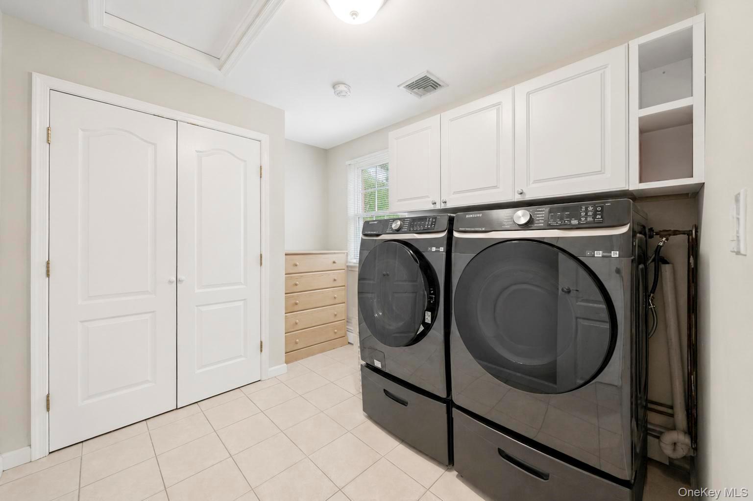 98 Echo Avenue – For Sale photo 19