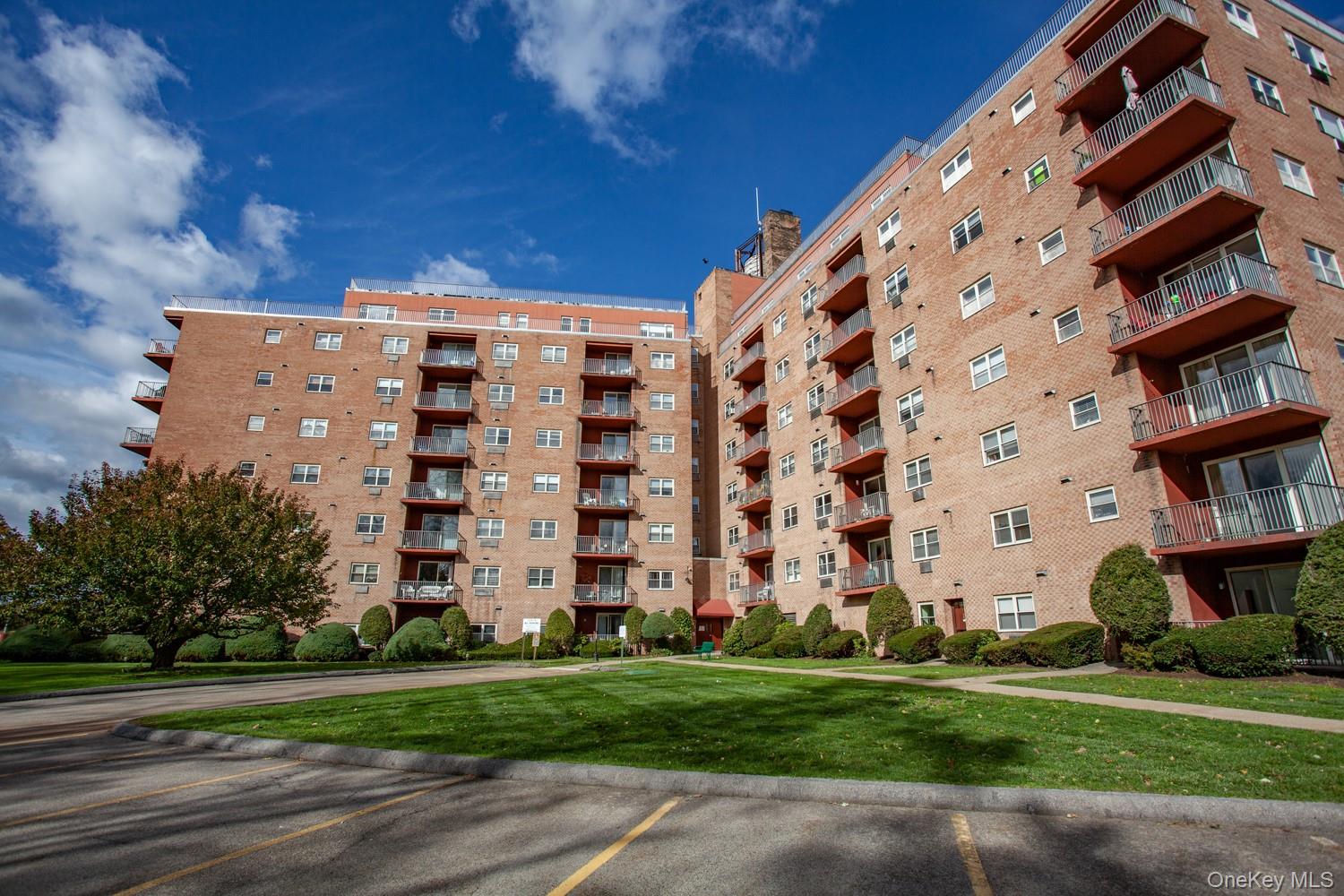 1 Lakeview Drive, Unit LL5 photo 3