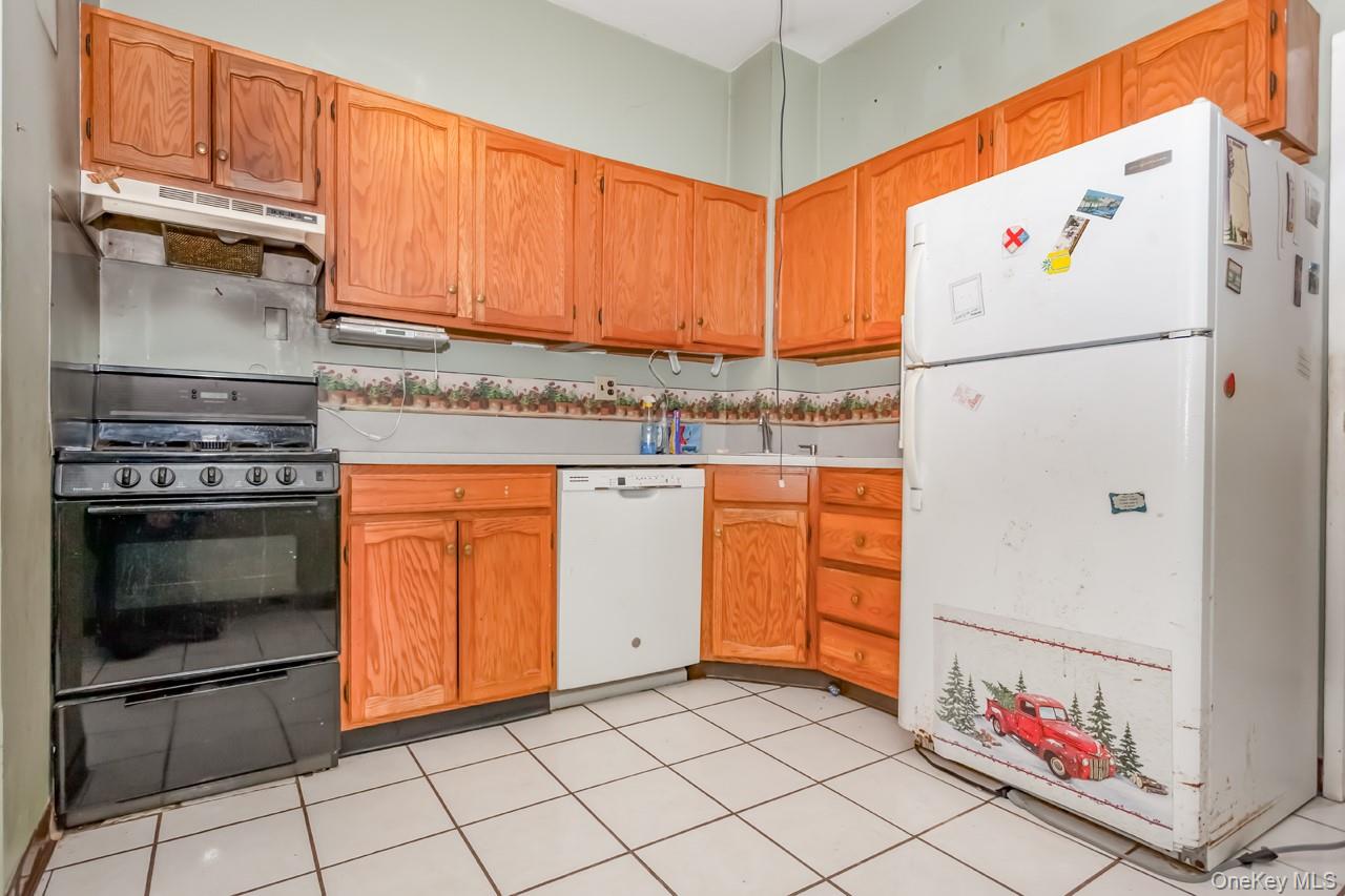 1 Lakeview Drive, Unit LL5 photo 4
