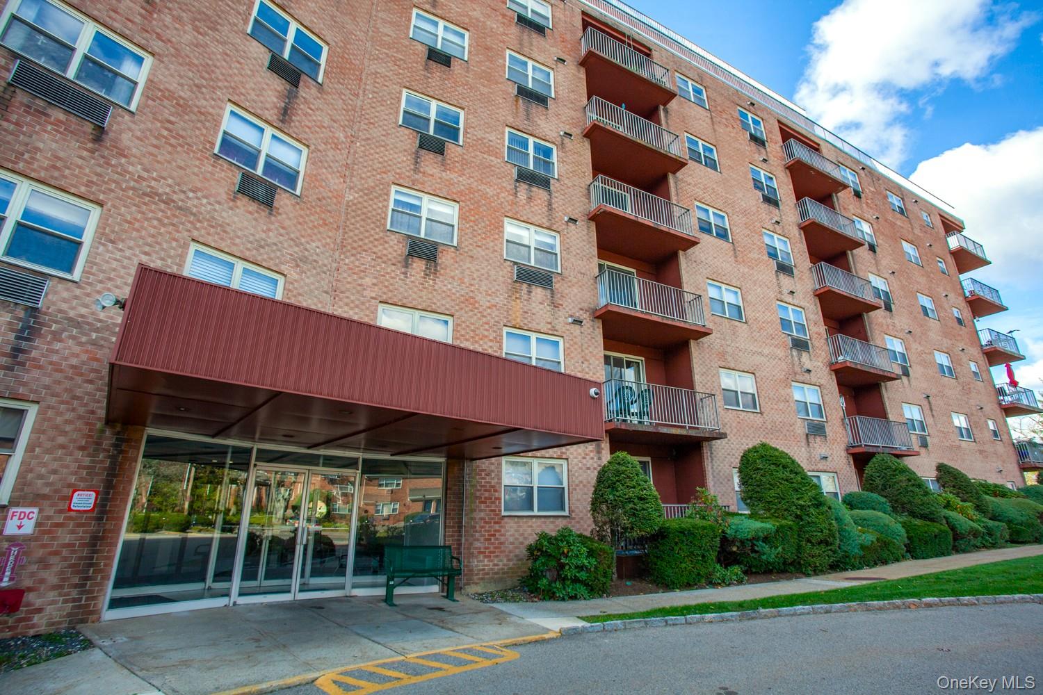 1 Lakeview Drive, Unit LL5 photo 2