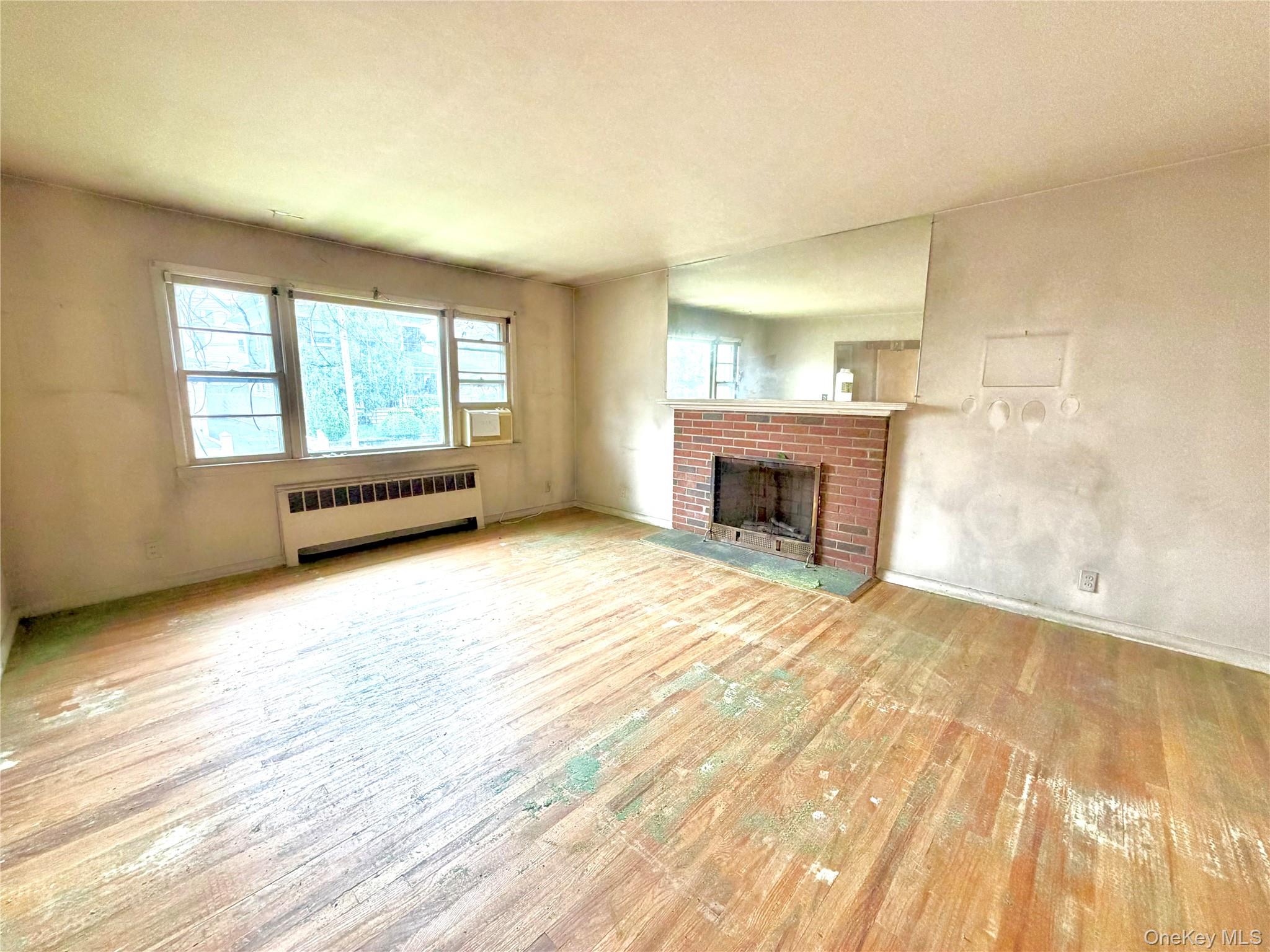 131 Overlook Street – For Sale photo 3
