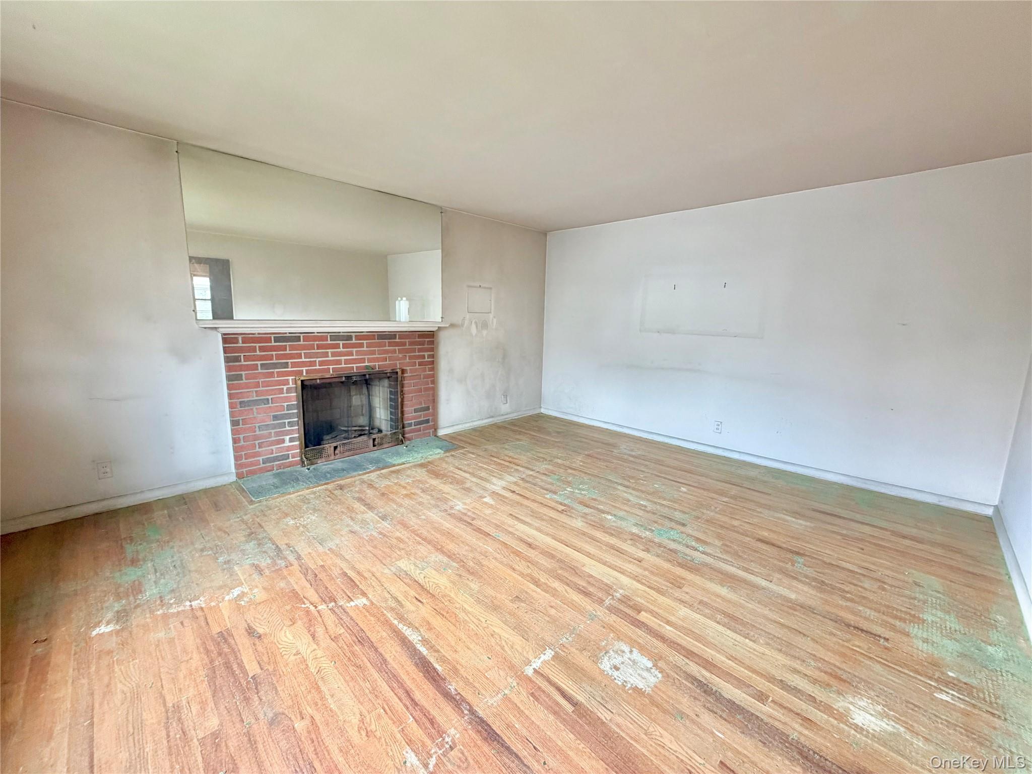 131 Overlook Street – For Sale photo 2
