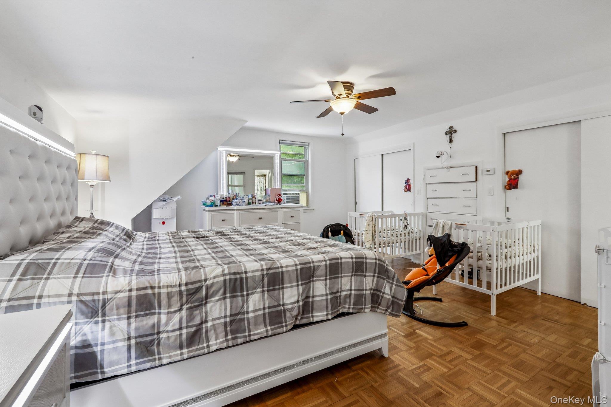25 E Croton Drive – For Sale photo 15