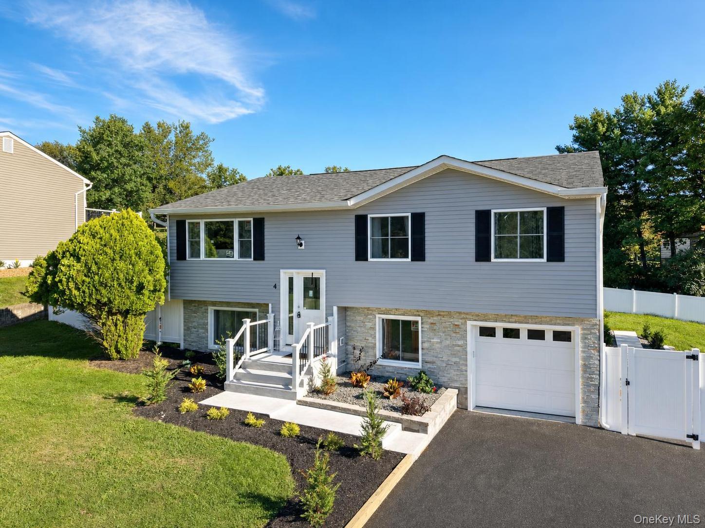 4 Liberty Court – For Sale photo 4