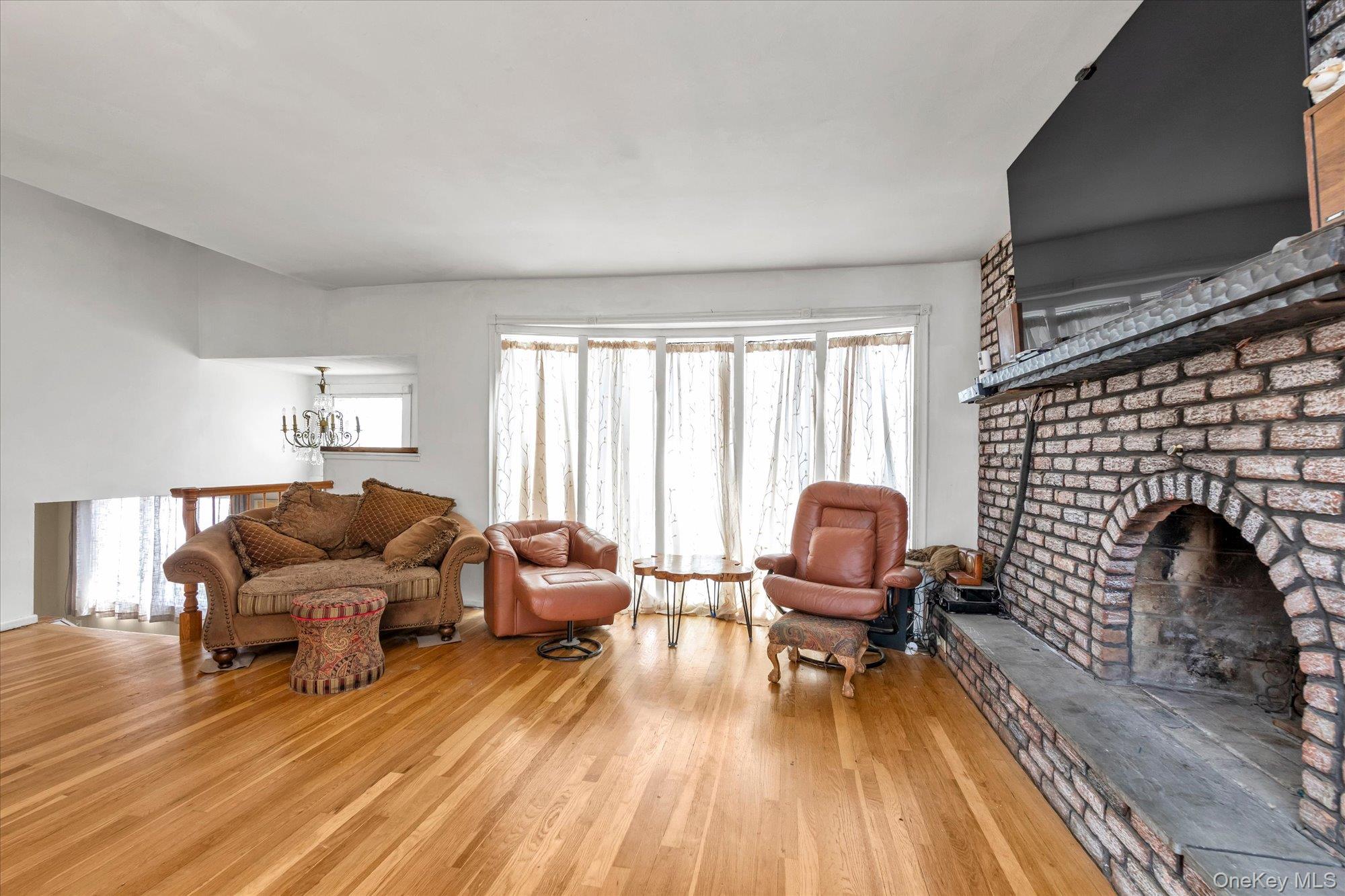 2760 Bellmore Avenue – For Sale photo 2
