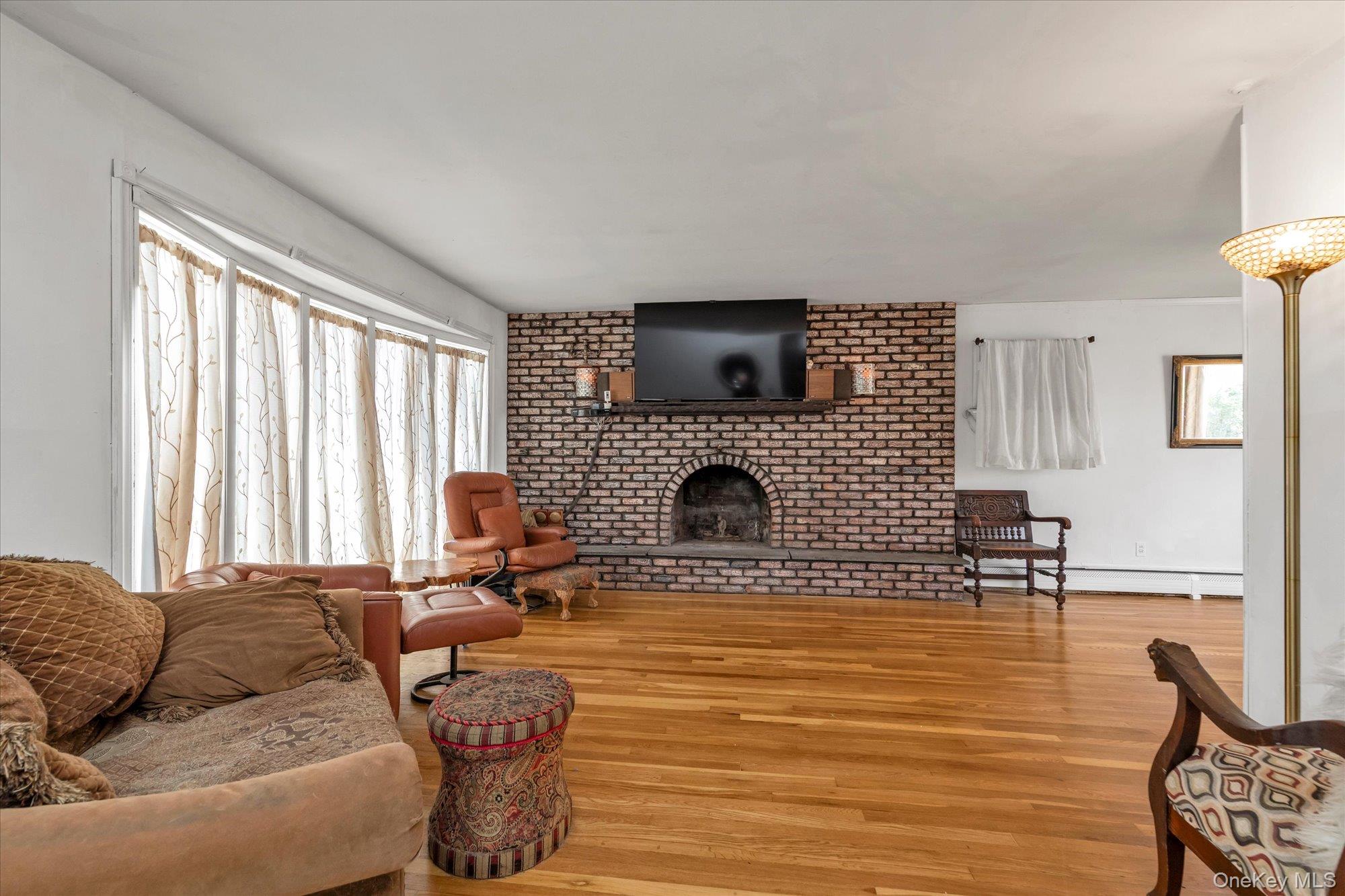 2760 Bellmore Avenue – For Sale photo 3