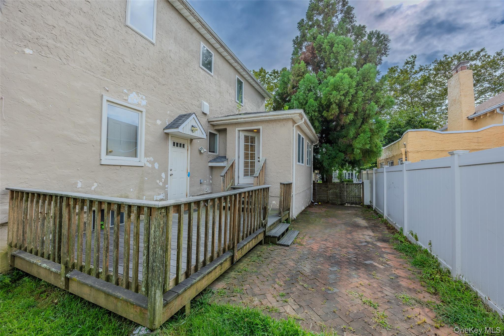319 Frankel Boulevard – For Sale photo 41