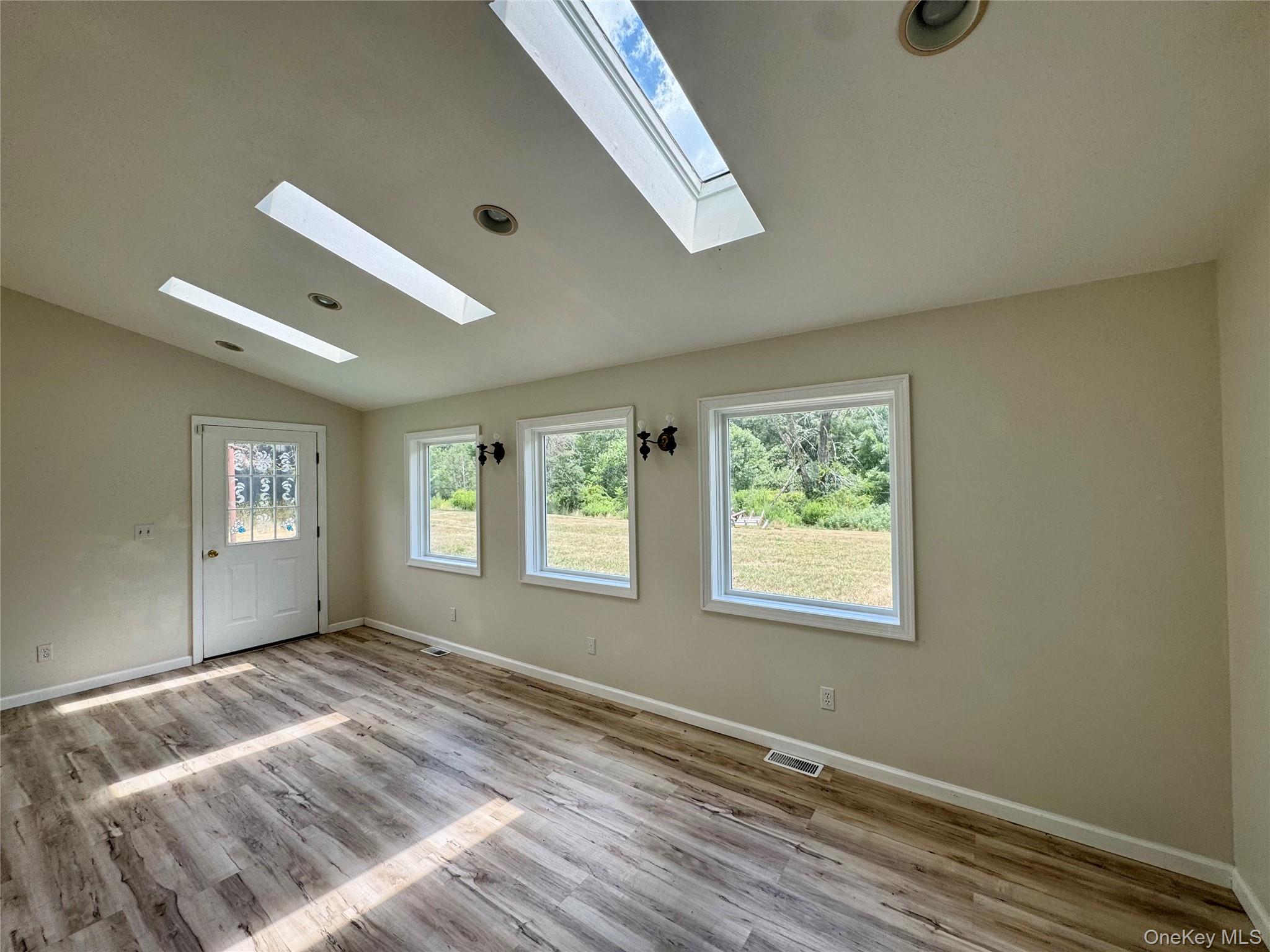 64 Homestead Lane – For Sale photo 5