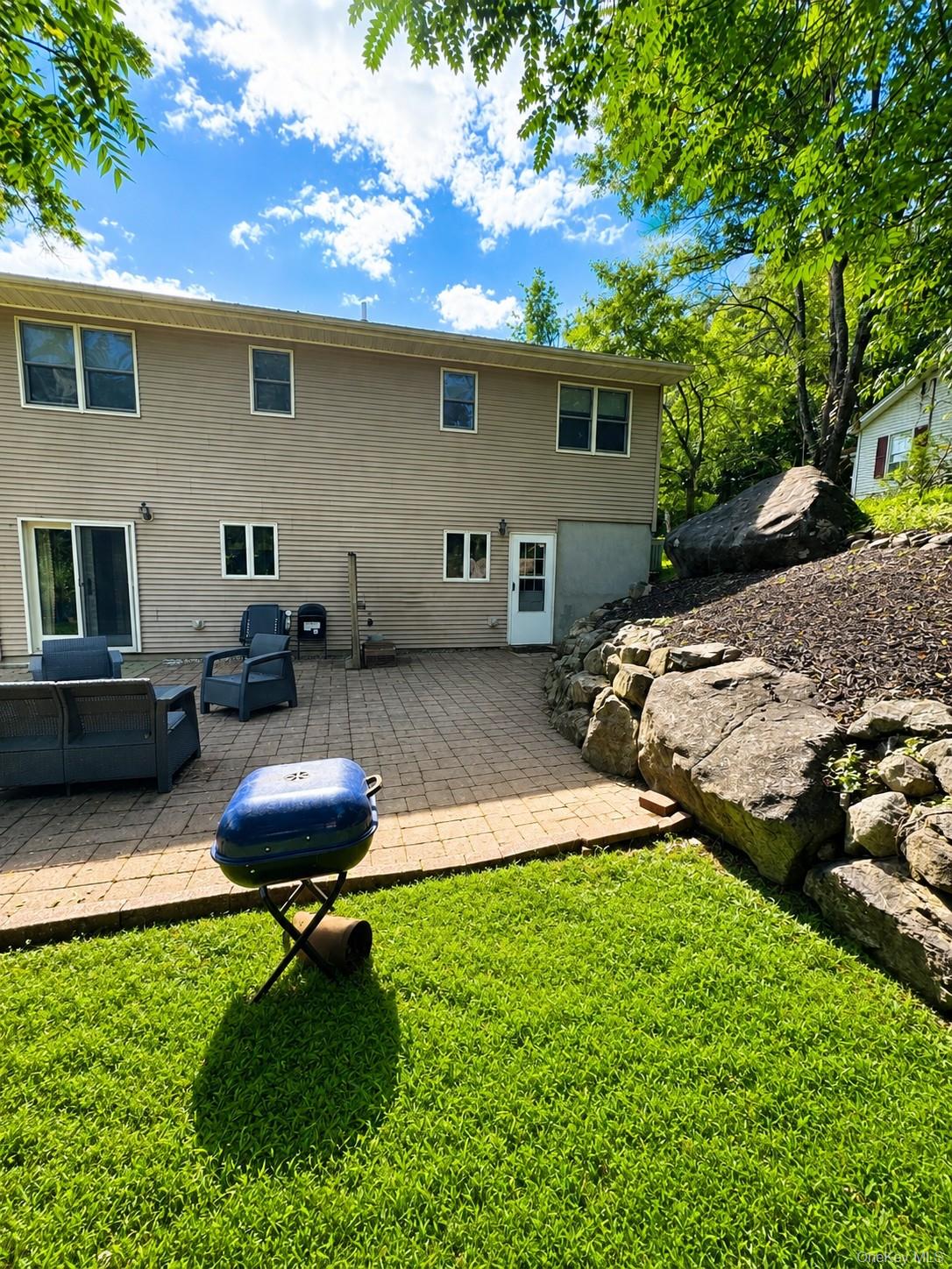 17 Brooks Lane, Unit B photo 12