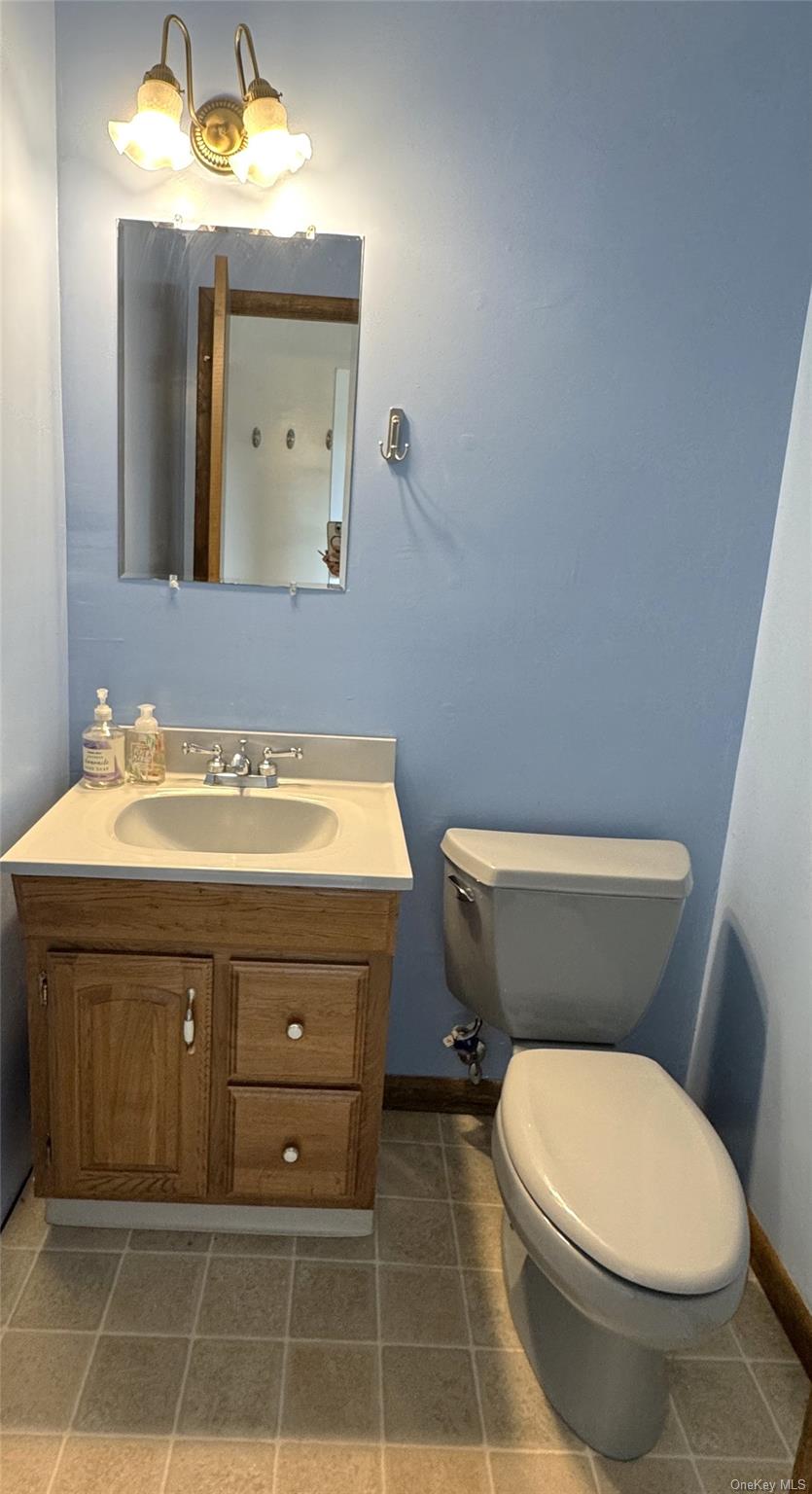 17 Brooks Lane, Unit B photo 10