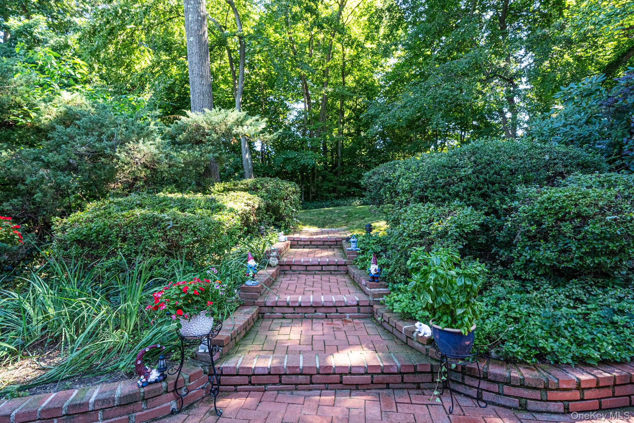 36 Briarwood Drive – For Sale photo 31